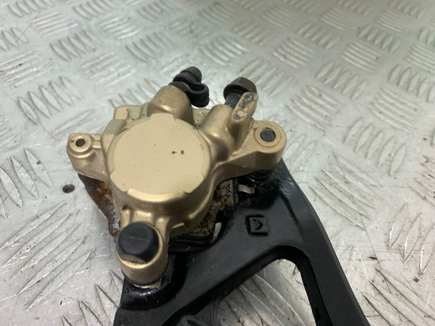ROYAL ENFIELD HIMALAYAN 411 REAR BRAKE CALIPER YEAR 2018-2023 (CMB1279)