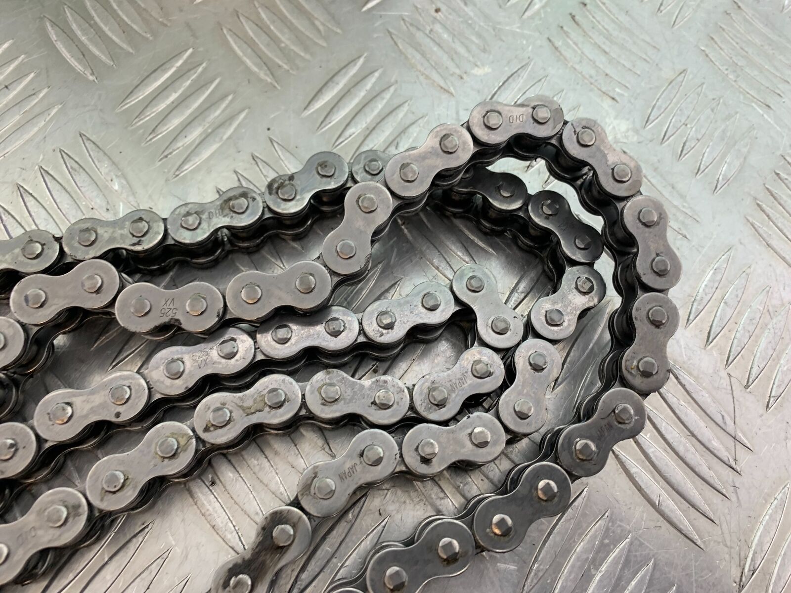 KTM 990 SUPERMOTO T USED CHAIN YEAR 2010-2011 (CMB1032)