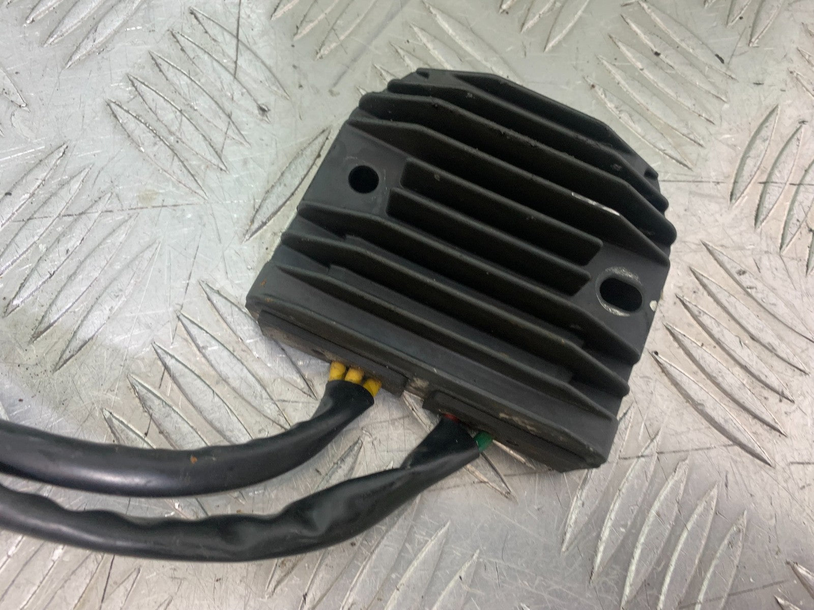 HONDA NT 700 V DEAUVILLE REGULATOR   YEAR 2006-2011 (CMB1211)