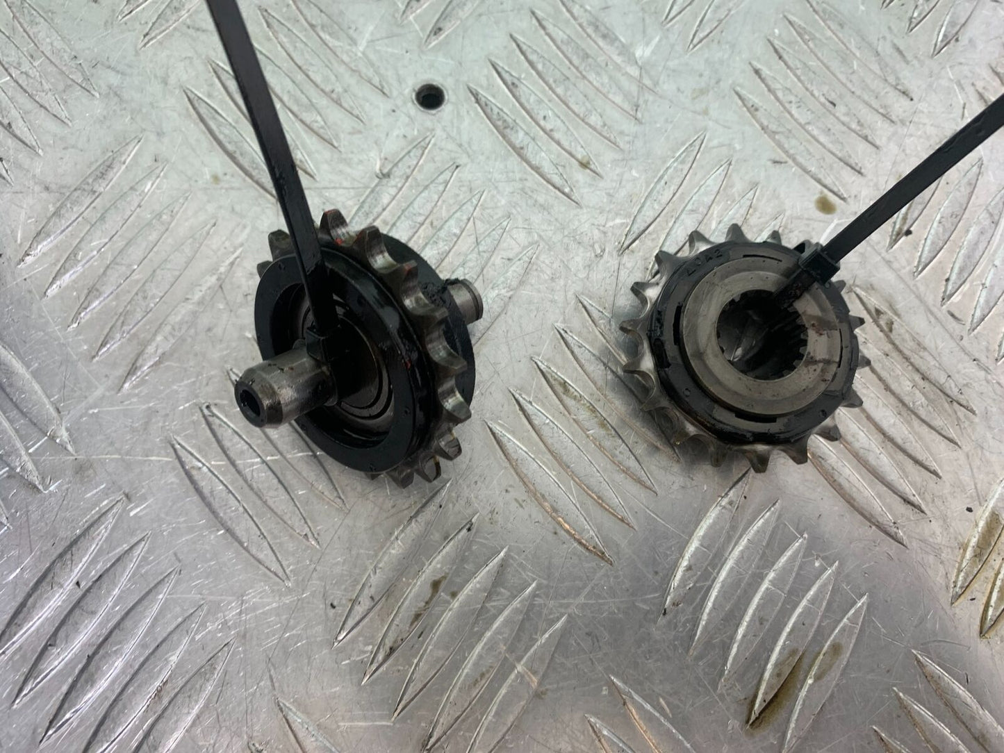 KAWASAKI KLR600 KLR 600 CHAIN GEARS  YEAR 1993-1995