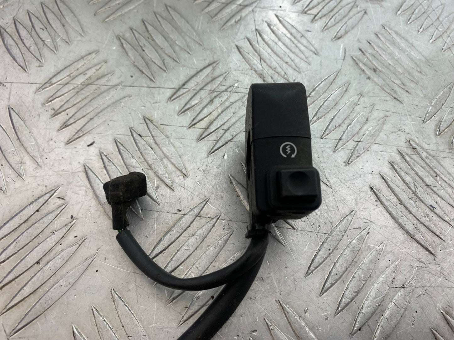 HONDA CBF125 CBF 125 RIGHT SWITCH GEAR   YEAR 2009-14 (CMB1182)