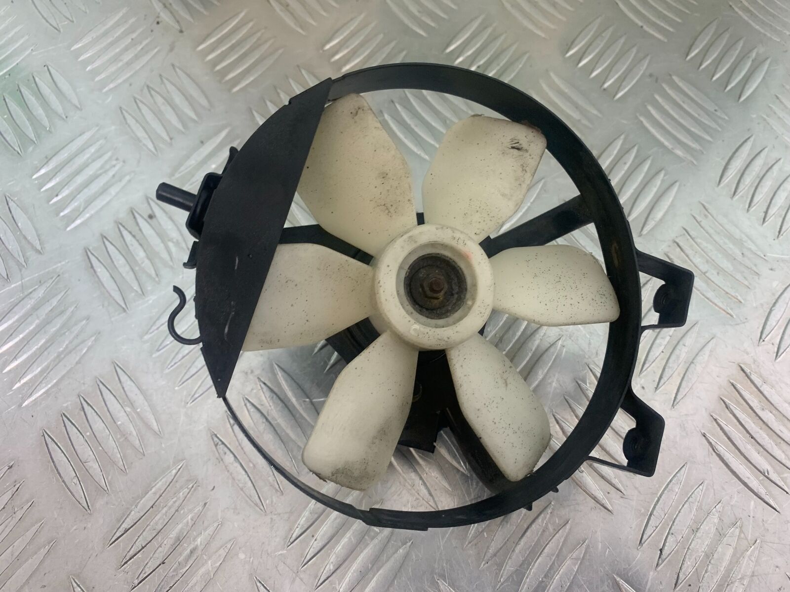 HONDA VFR400 VFR 400 NC21 RADIATOR FAN  YEAR 1986-87 (CMB1043)