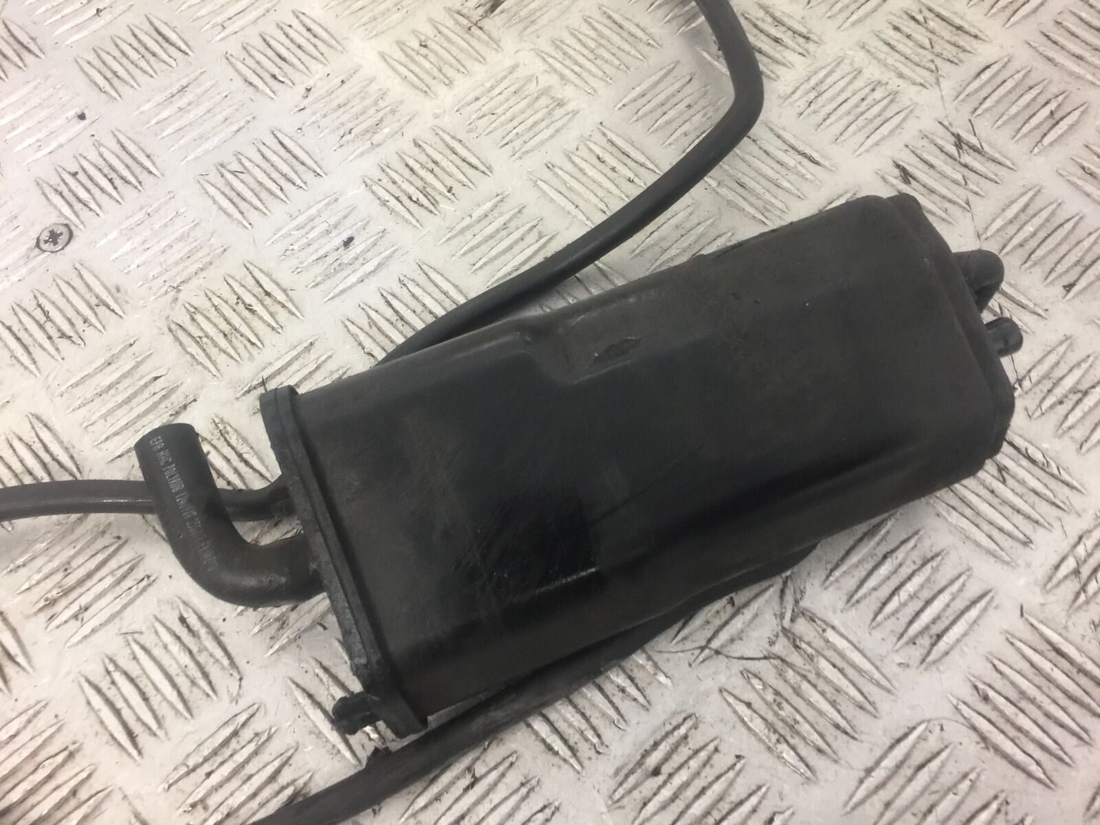 TRIUMPH TIGER 800 XRT OIL BREATHER  YEAR 2015-2017 (STOCK 506)