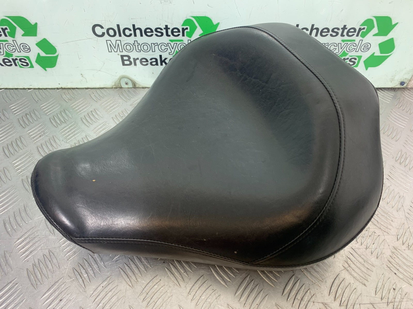 YAMAHA XVS 1300 MIDNIGHT STAR FRONT SEAT  YEAR 2007-16 (CMB1200)