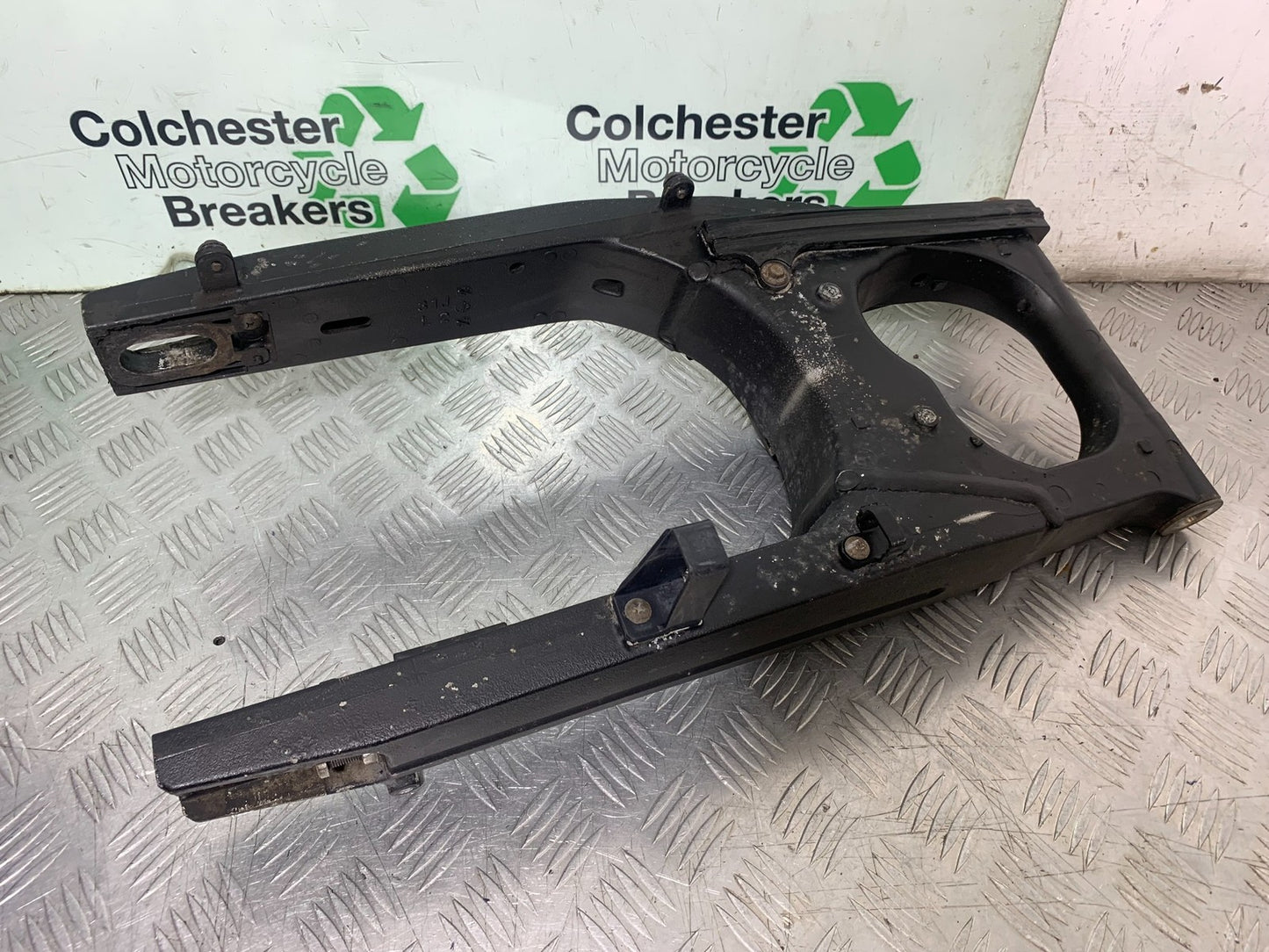 SUZUKI DL1000 V-STROM SWINGARM  YEAR 2014-2019 (CMB1325)