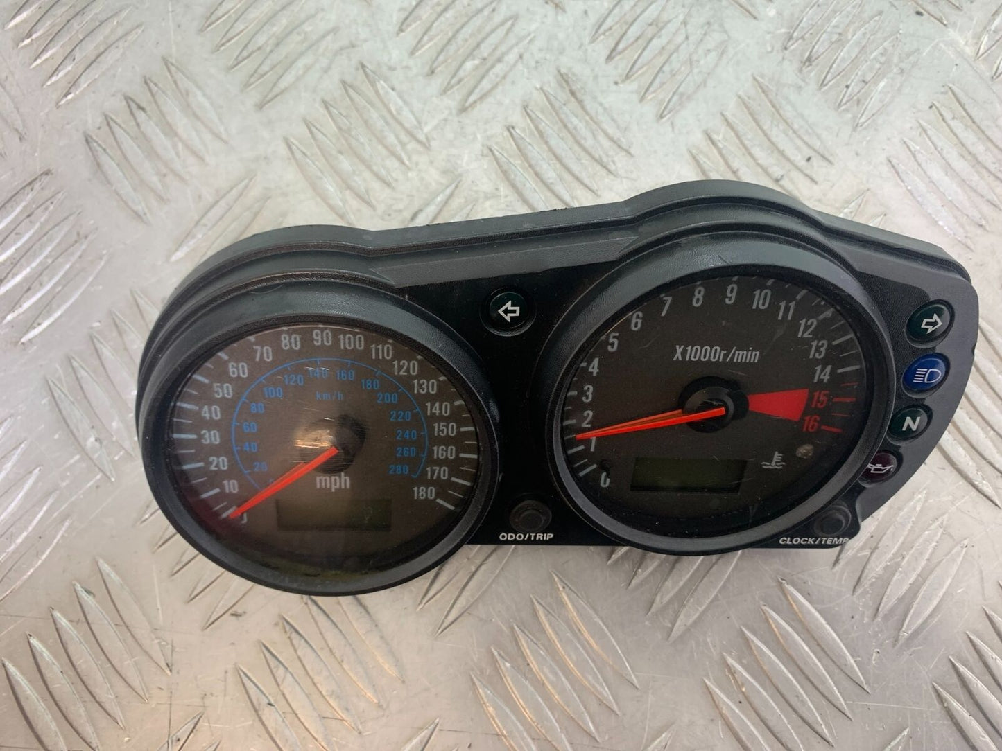 KAWASAKI ZX6R ZX6 J CLOCKS SPEEDO DASH  YEAR 2000 (CMB1129)