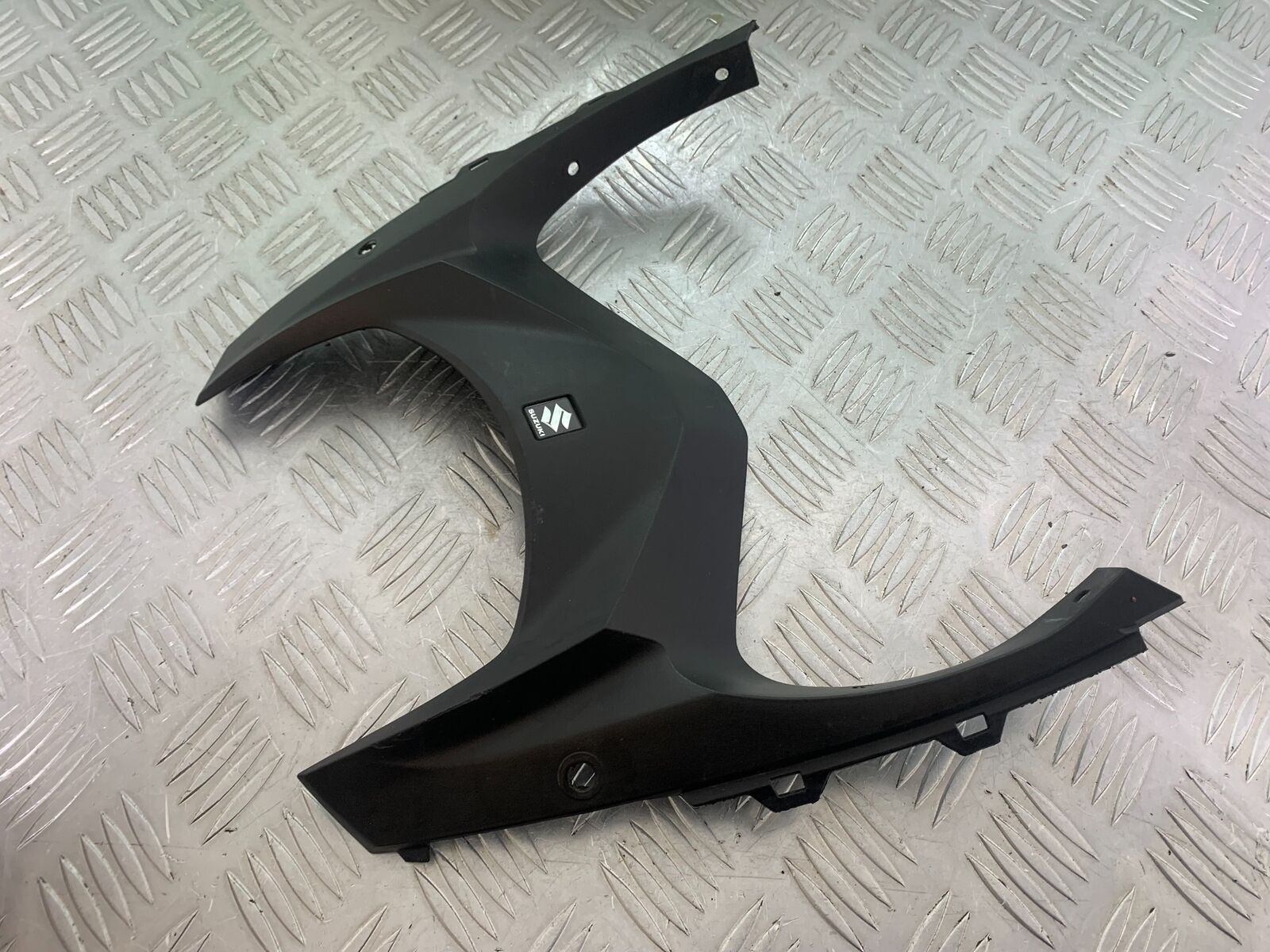 SUZUKI DL 650 V-STROM INFILL PANEL  YEAR 2020 (CMB1117)