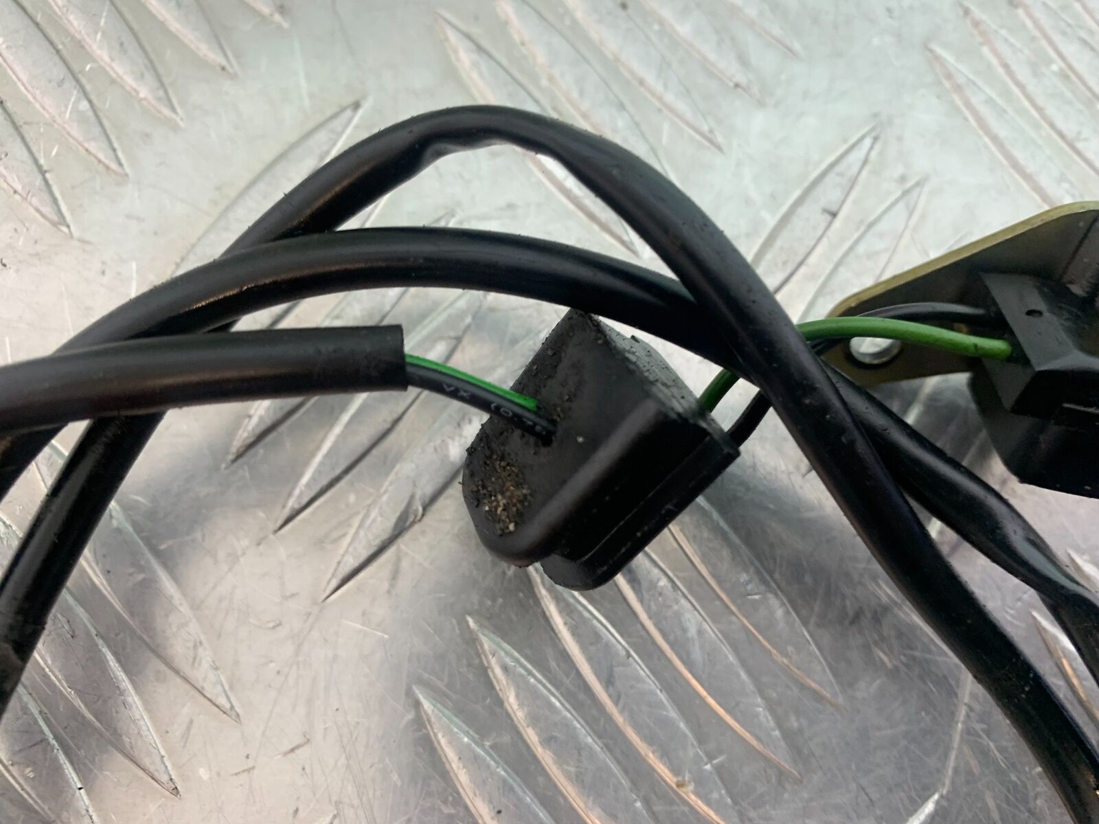 SUZUKI RF900 RF 900 IGNITION PICK UP  YEAR 1999-1999 (CMB 1020)