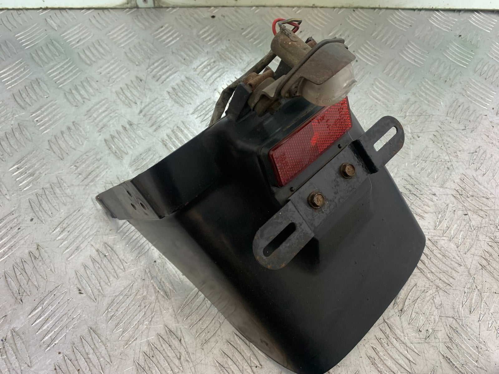 KAWASAKI ZZR1100 D REAR MUDGUARD YEAR 1993-2001 (CMB1289)