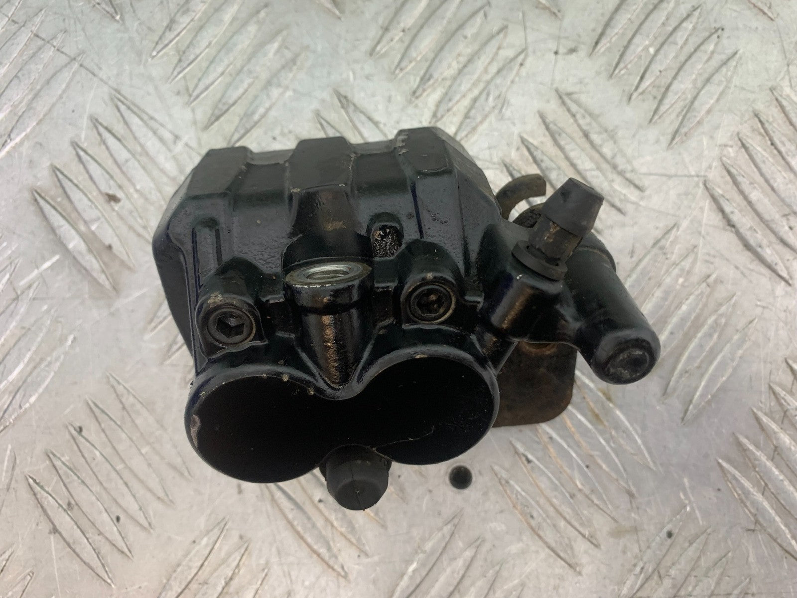 BENELLI BN125 BN 125 REAR CALIPER   YEAR 2018-2021 (CMB1194)