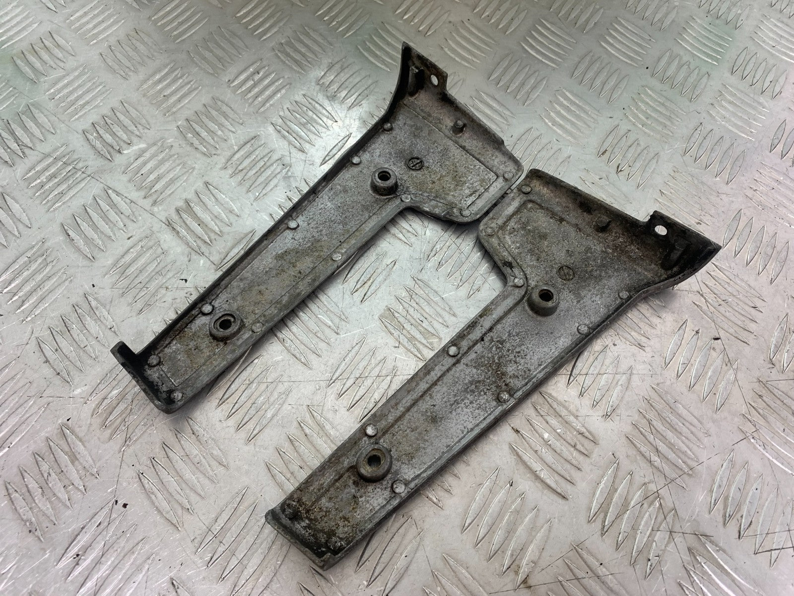 HONDA GL500 GL 500 SILVERWING RADIATOR COVERS  YEAR 1981-82  (CMB1168)