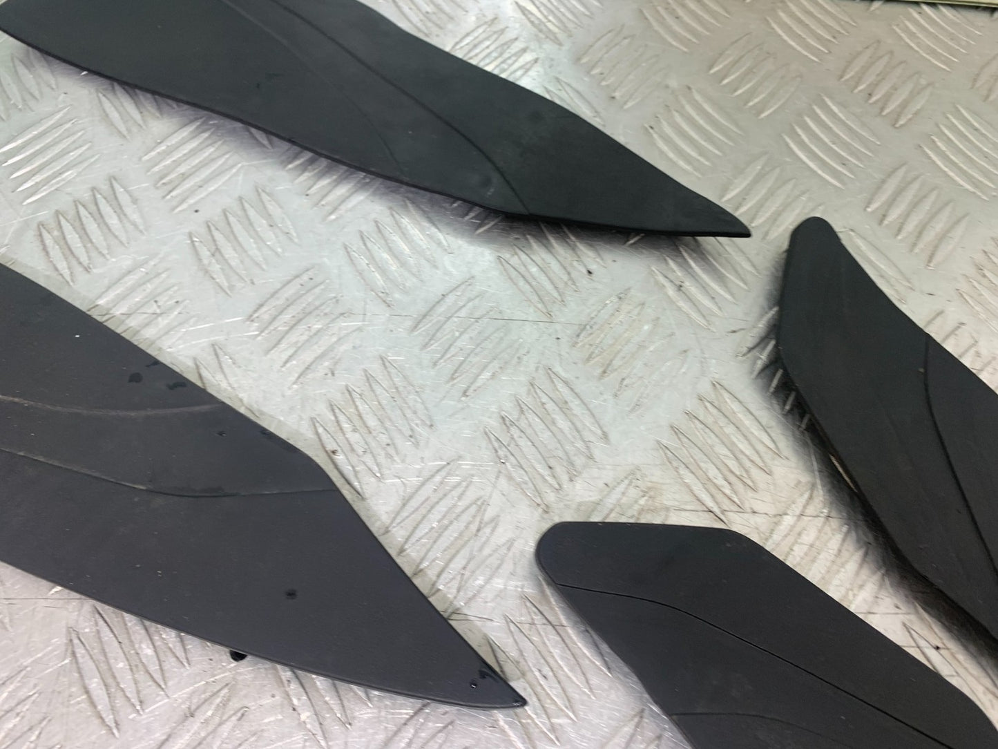 YAMAHA XMAX 300 FLOOR MATTS   YEAR 2017-2020 (CMB1218)