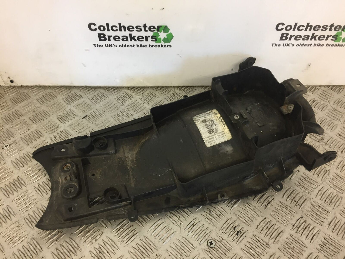 KAWASAKI ER6 F UNDERTRAY   YEAR 2006