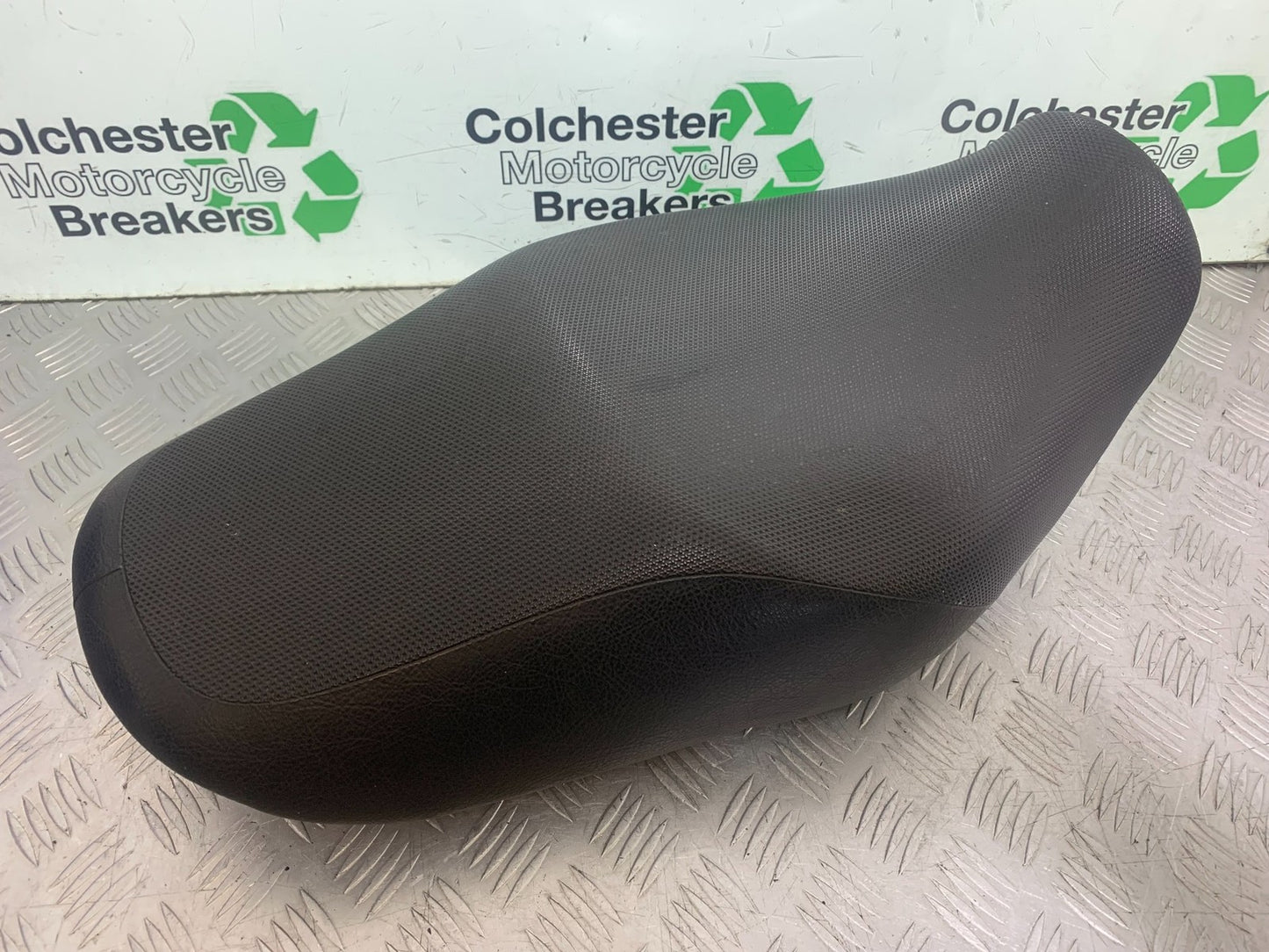 SUZUKI GSX750 INAZUMA SEAT   YEAR 1998-2003 (CMB1308)