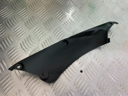 TRIUMPH TIGER 800 XC TOP INFILL PANEL  YEAR 2011-2014 (CMB1022)