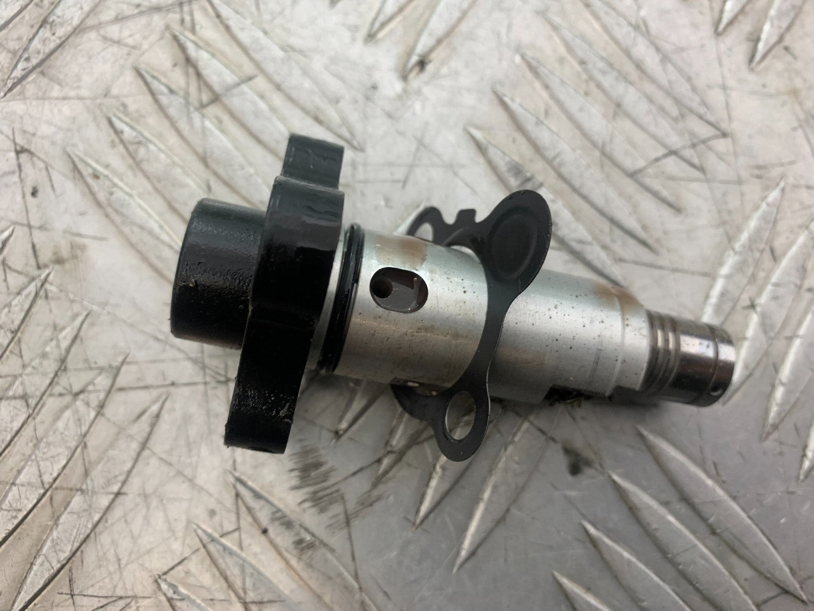 TRIUMPH 675 STREET TRIPLE CAM CHAIN TENSIONER   2013-2016 (CMB1186)