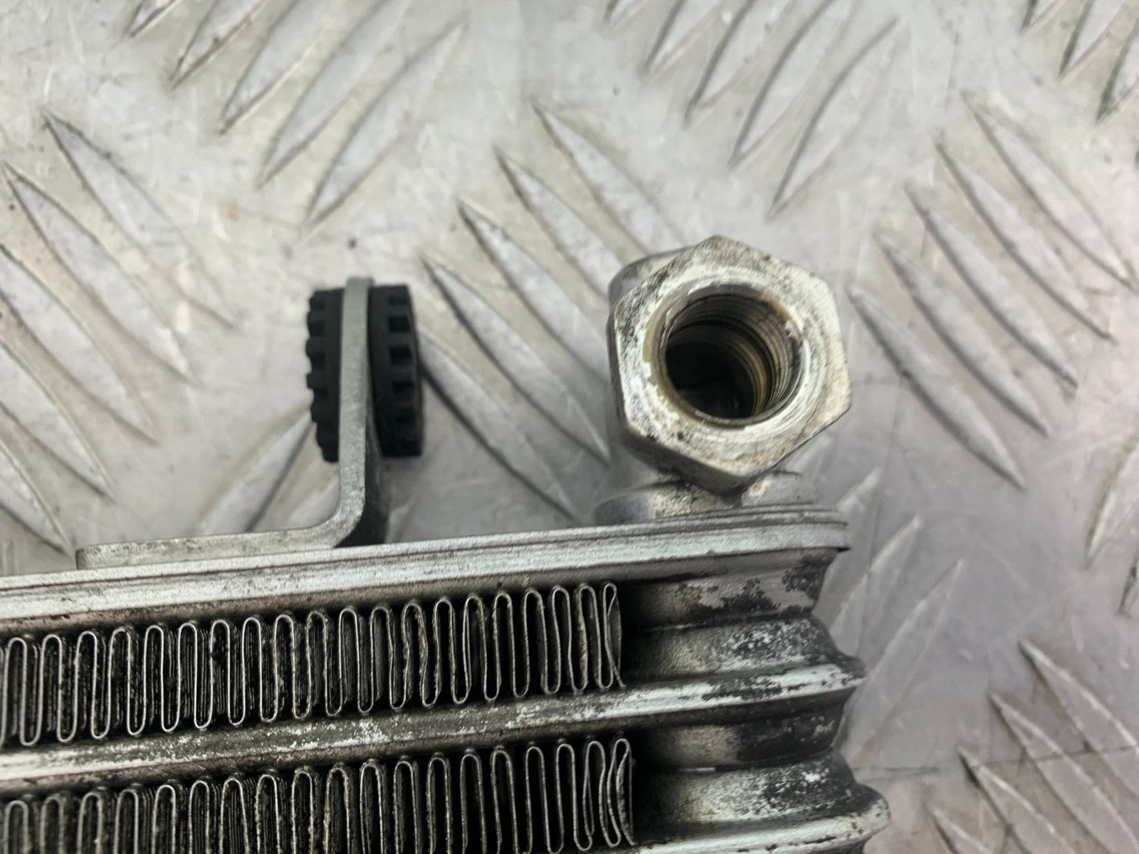 DUCATI 996 SPS 748 916 998 OIL COOLER 1999-2000 (CMB1209)