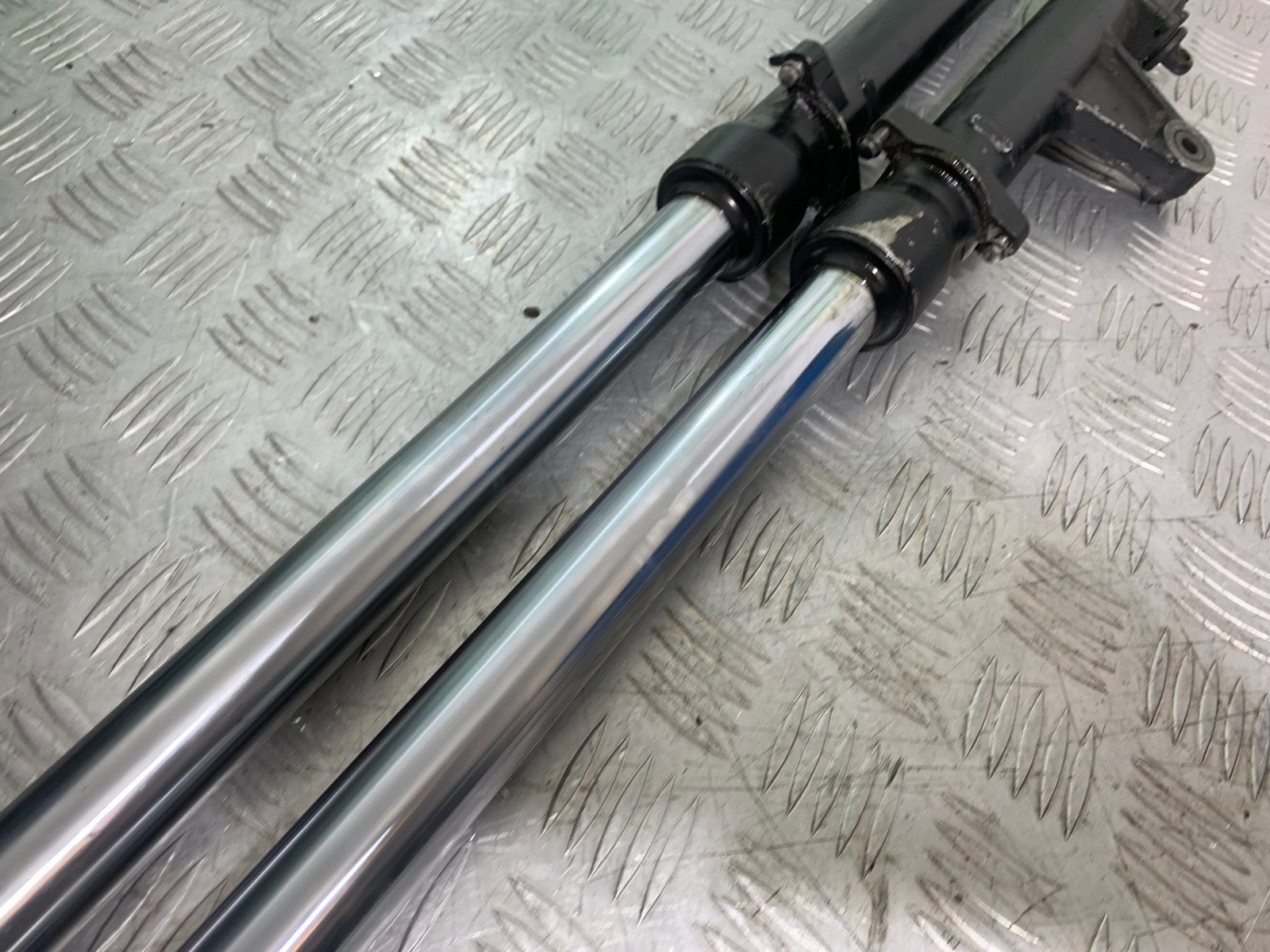 HONDA VF500 VF 500 FORKS  YEAR 1985-1987