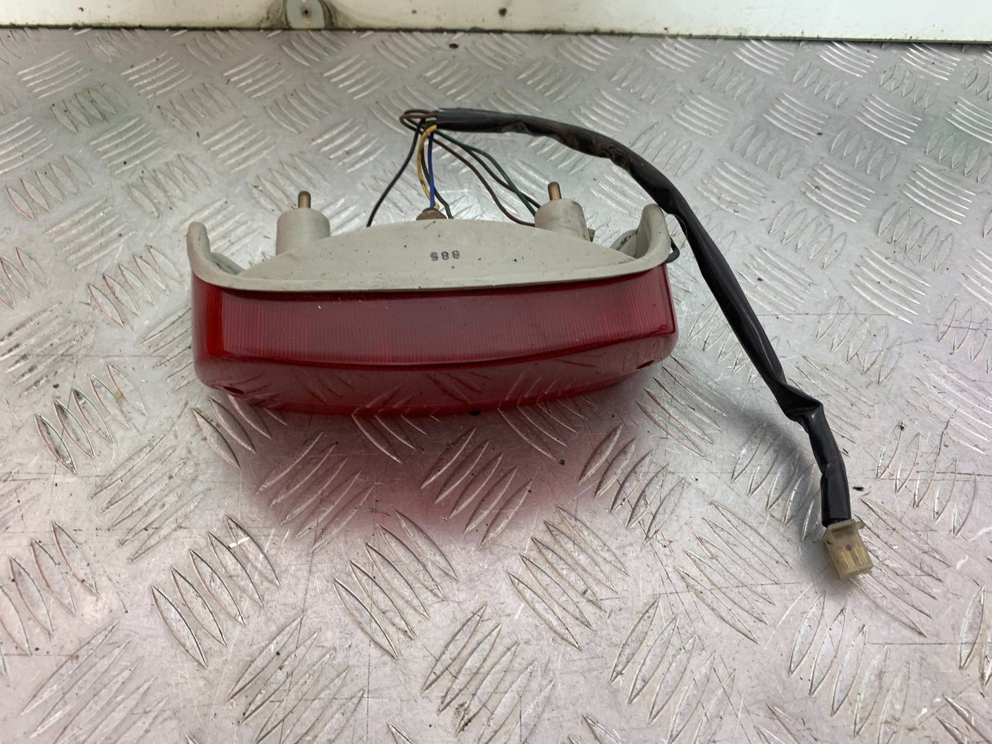 YAMAHA XJ600 XJ 600 DIVERSION REAR LIGHT  1998-2000 (CMB1191)