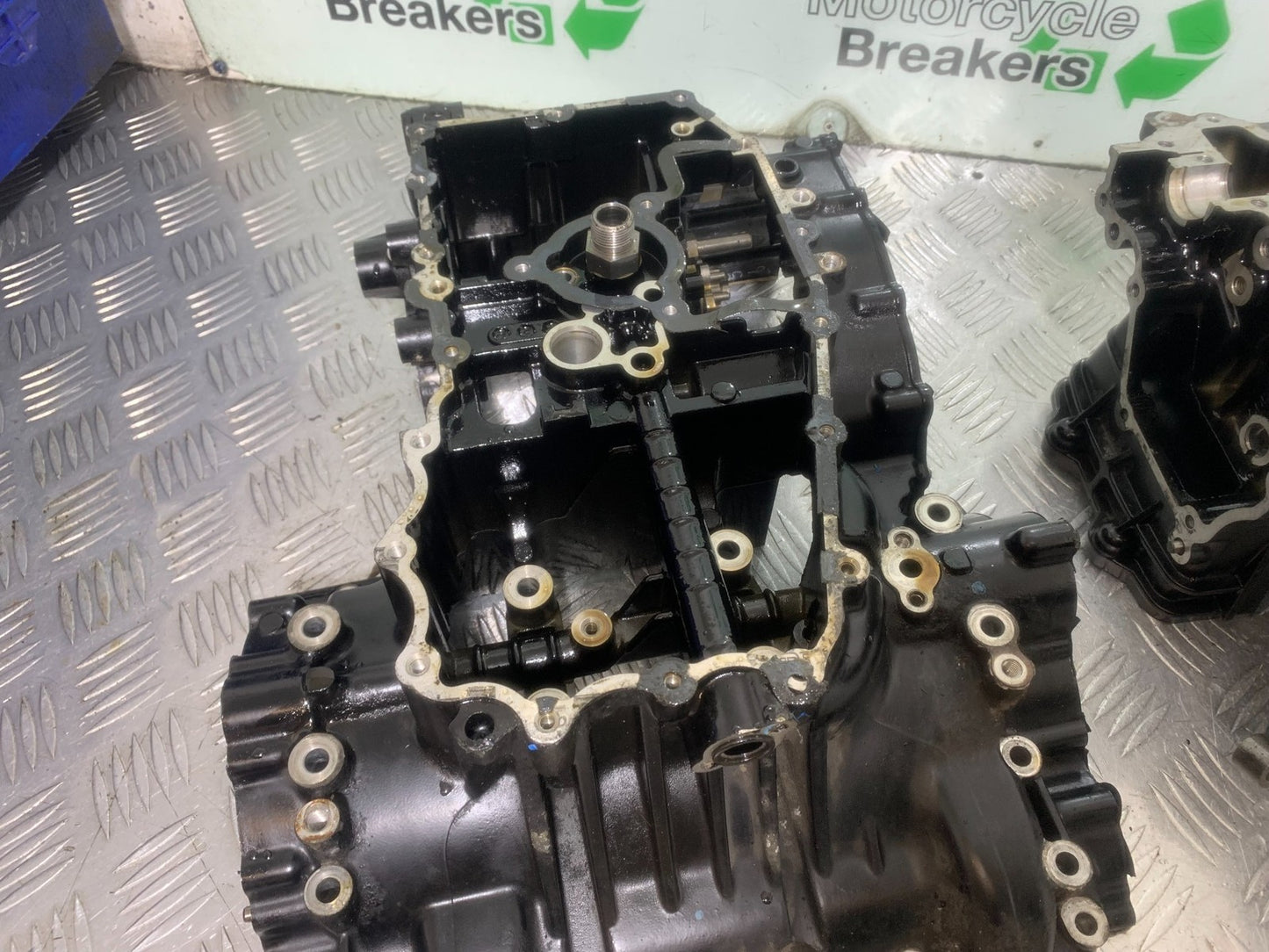 TRIUMPH 1050 SPRINT GT ENGINE CRANK CASINGS   YEAR 2010-2016 (CMB1250)