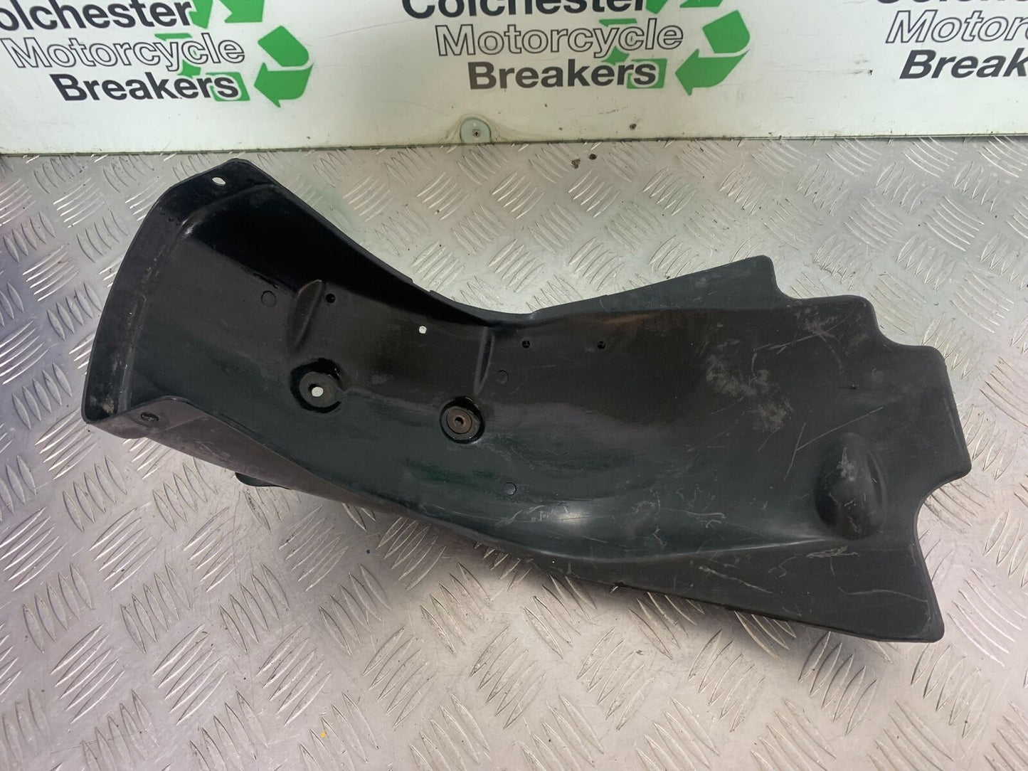 YAMAHA XS1100 MIDNIGHT SPECIAL INNER MUDGUARD  YEAR 1980-1982 (CMB1122)