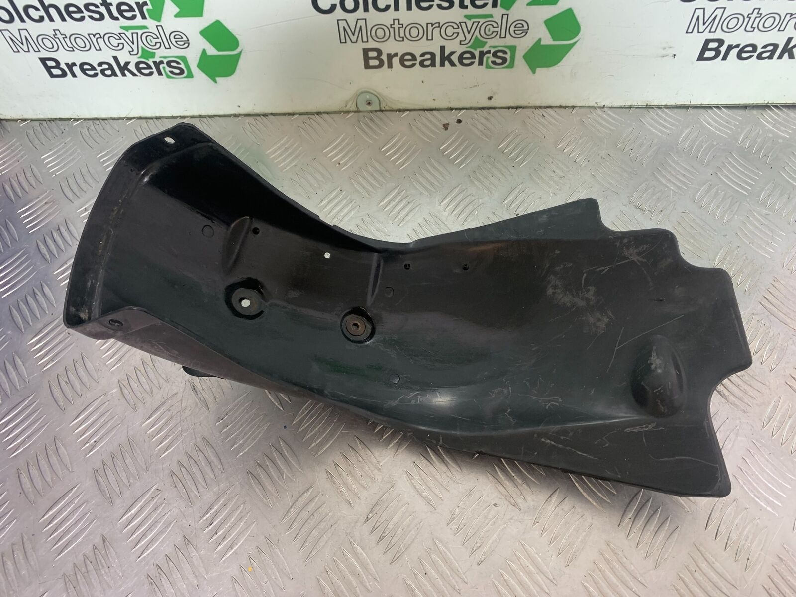 YAMAHA XS1100 MIDNIGHT SPECIAL INNER MUDGUARD  YEAR 1980-1982 (CMB1122)