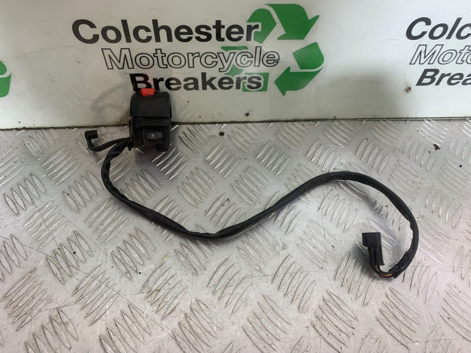 SINNIS TERRAIN 125 RIGHT SWITCH GEAR YEAR 2017-2020 (CMB1241)