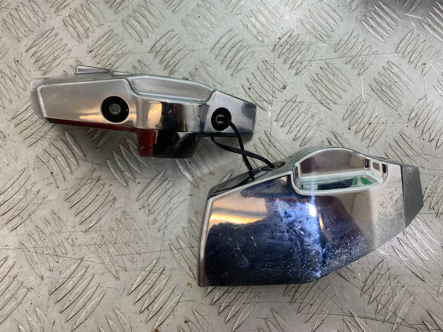 YAMAHA XVS 1300 MIDNIGHT STAR FRONT HEAD COVERS  YEAR 2007-16 (CMB1200)