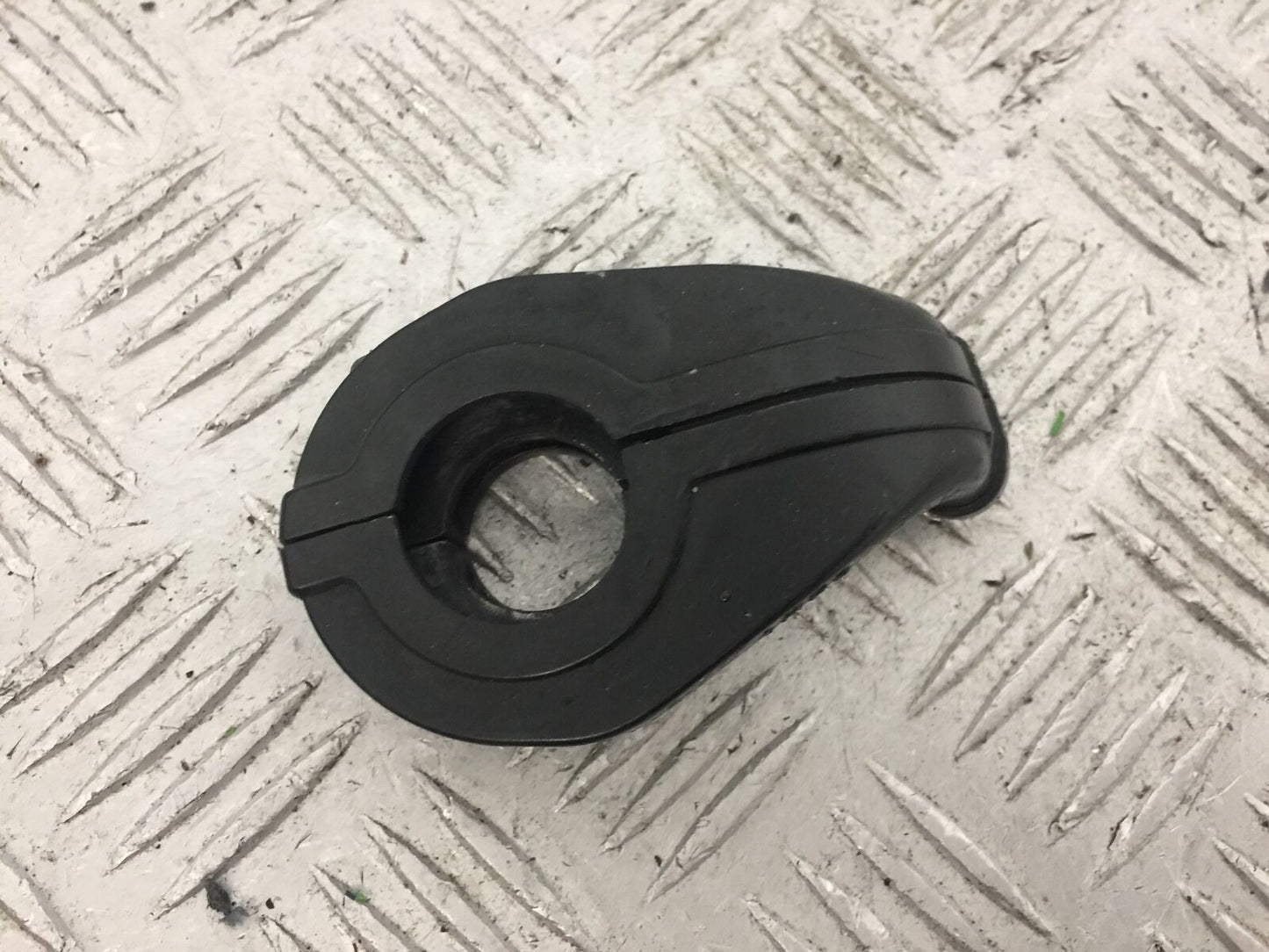 KAWASAKI ZX9R ZX9 E1 THROTTLE HOUSING YEAR 2000 (STOCK 816)