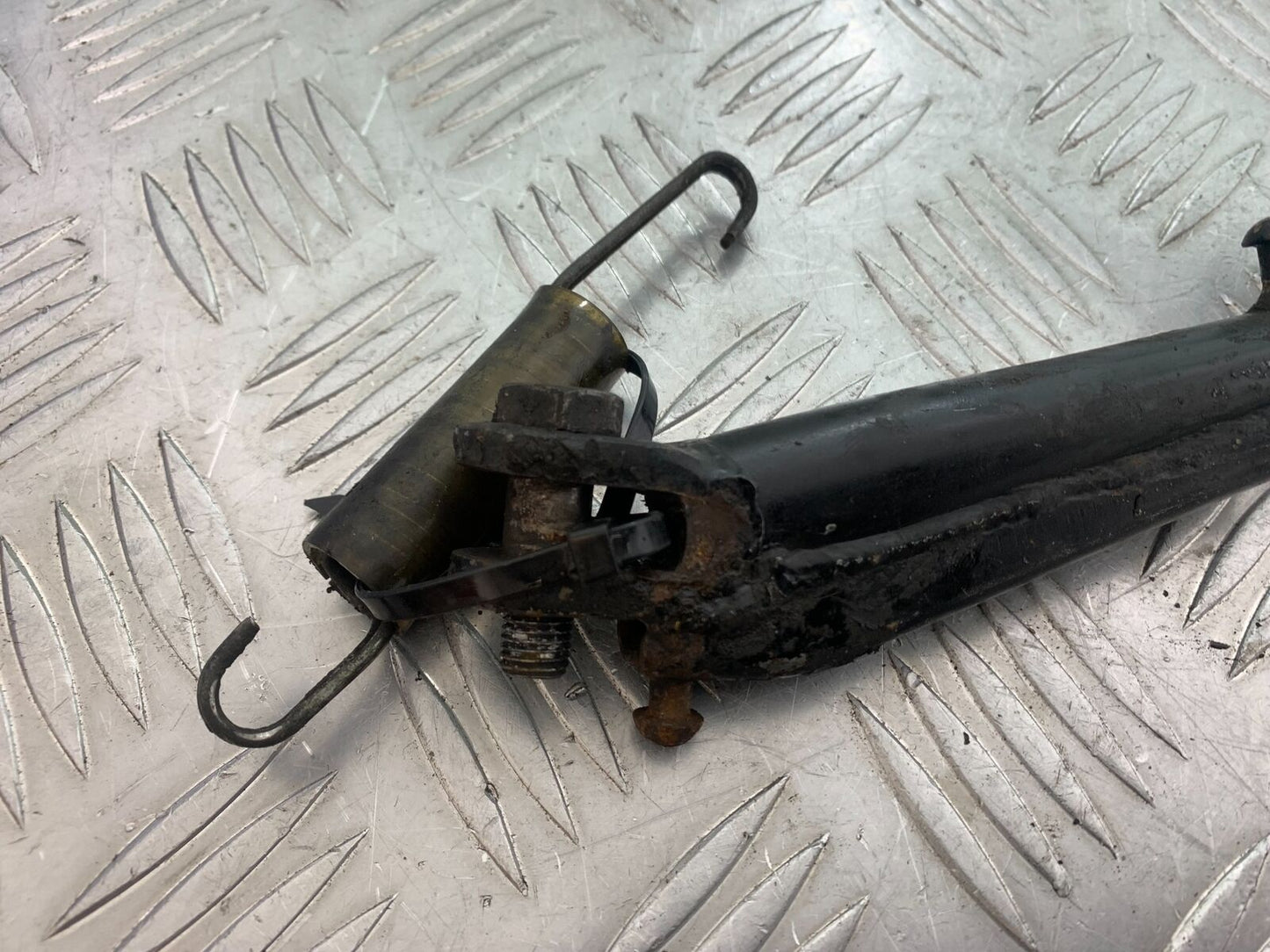 KAWASAKI Z750 Z 750 SIDE STAND  YEAR 2004-2006  (CMB1104)