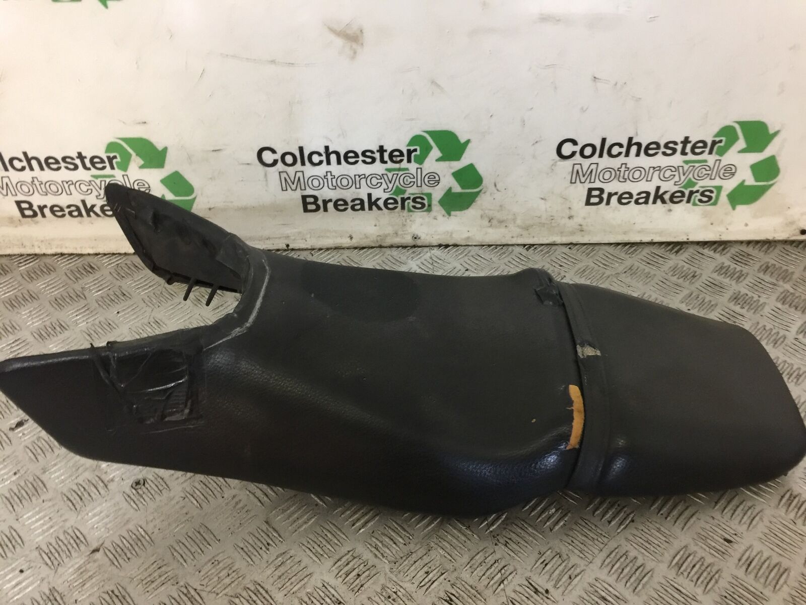HONDA CB1 CB-1 CB 1 400 SEAT  YEAR 1989-1990 (STOCK 739)