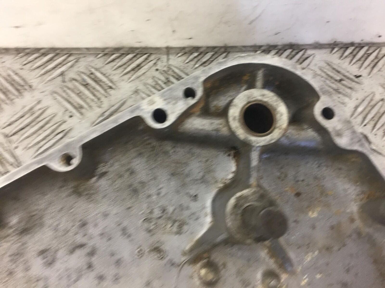 TRIUMPH T5 500 SPEED TWIN ENGINE COVER YEAR 1957 (STOCK 362)
