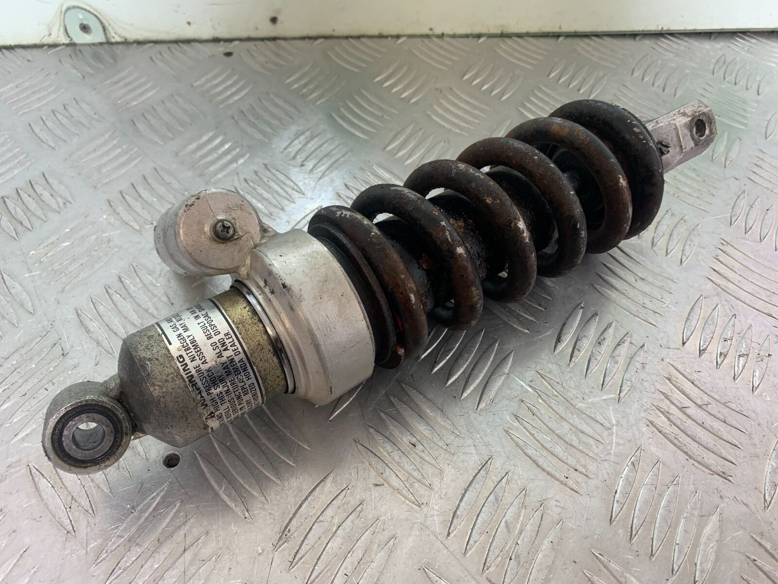 HONDA VFR750 VFR 750 FL-M-N-P REAR SHOCK  YEAR 1990-93 (CMB1093)