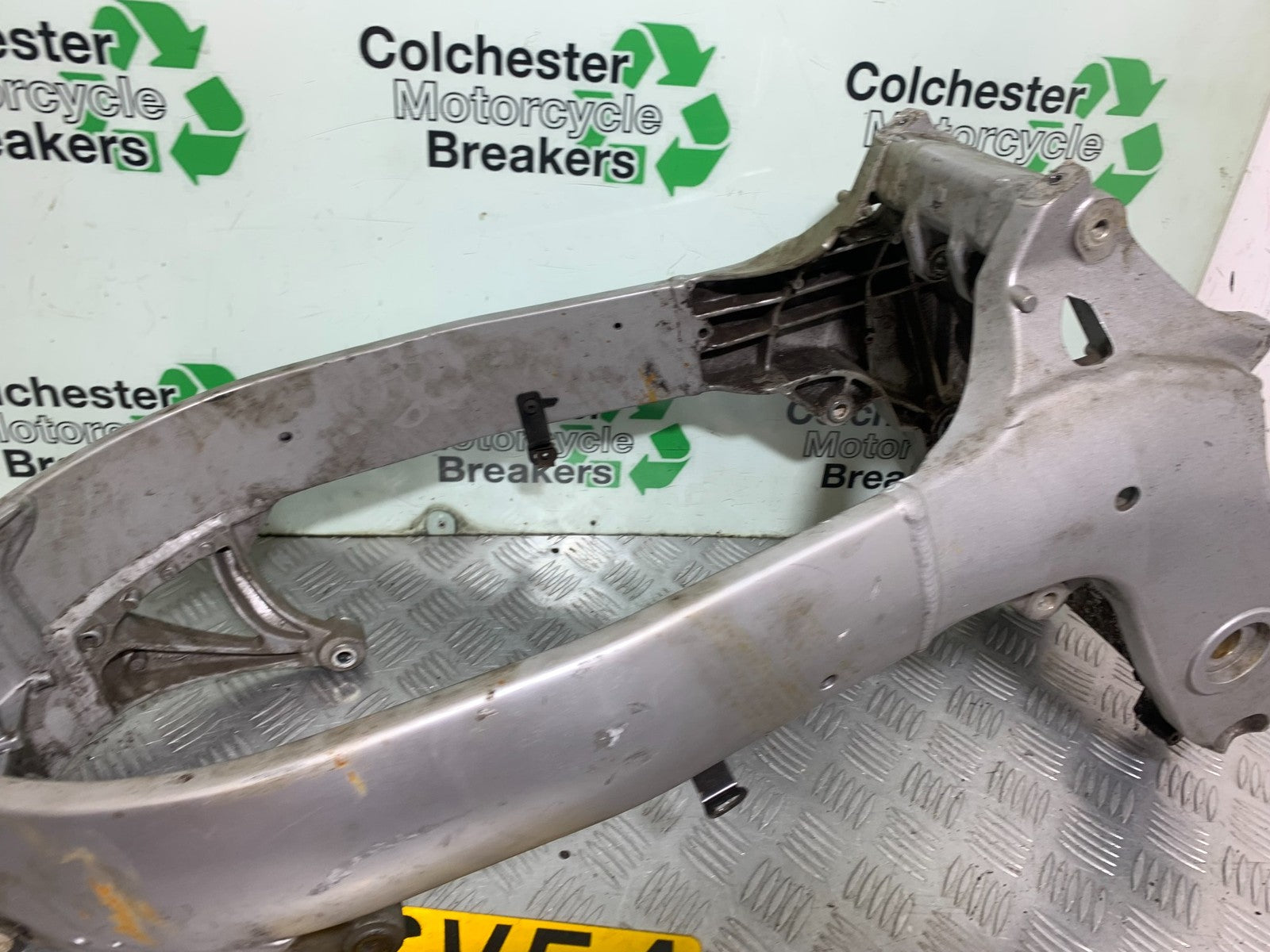 TRIUMPH 955I SPRINT RS FRAME REG LOG BOOK  YEAR 2004 (CMB1313)