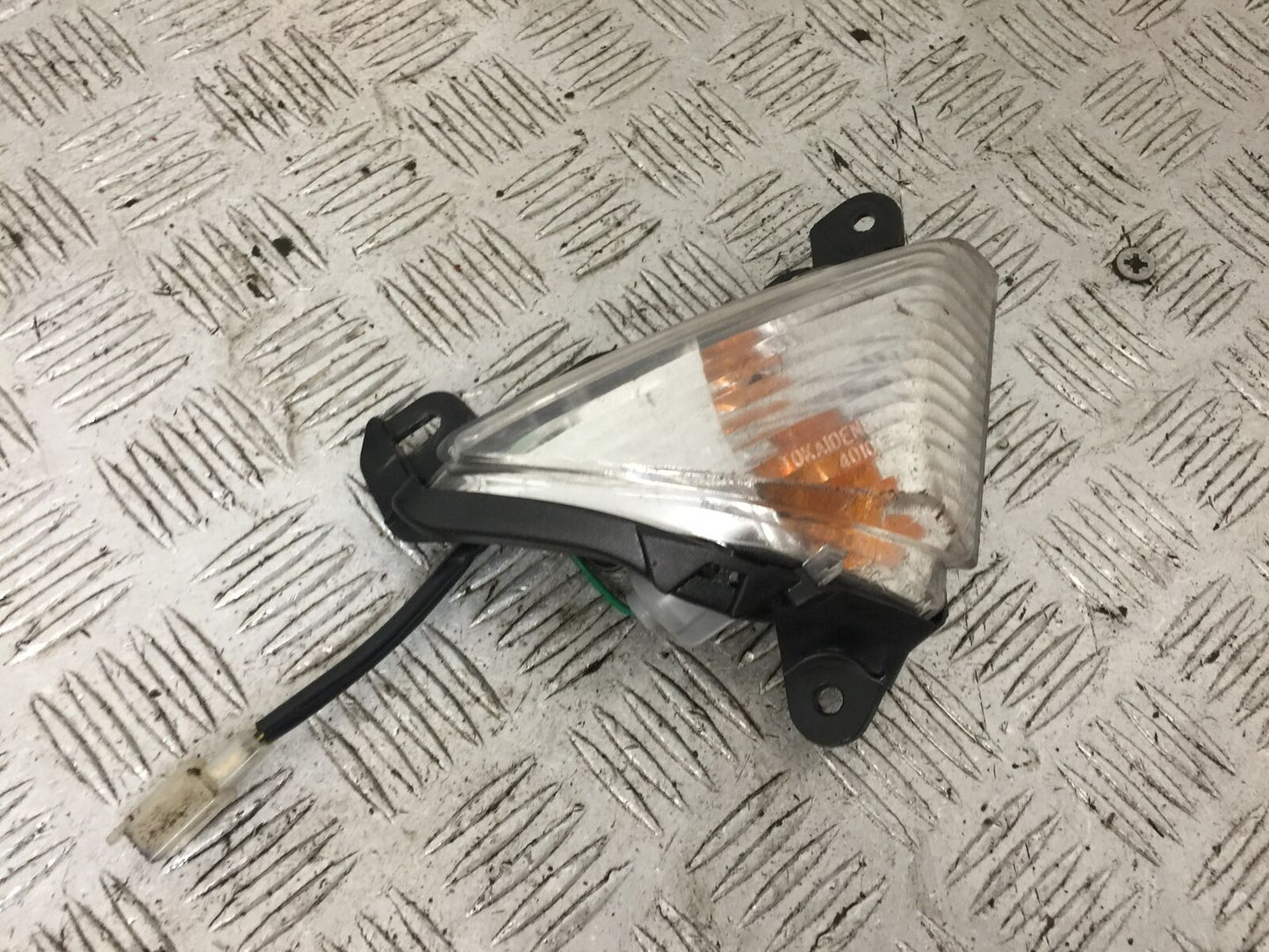KAWASAKI ZX6R FRONT RIGHT INDICATOR YEAR 2009-2012  (STOCK 897)