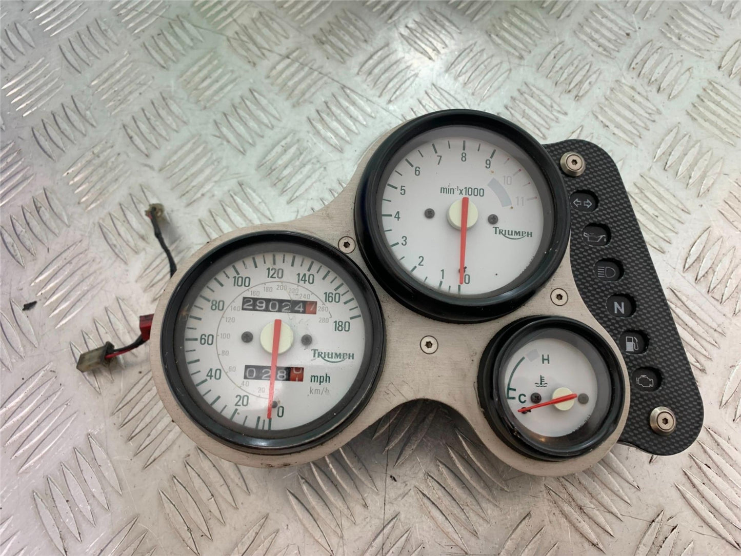 TRIUMPH T509 SPEED TRIPLE CLOCKS SPEEDO DASH   YEAR 1997-1998 (CMB1144)