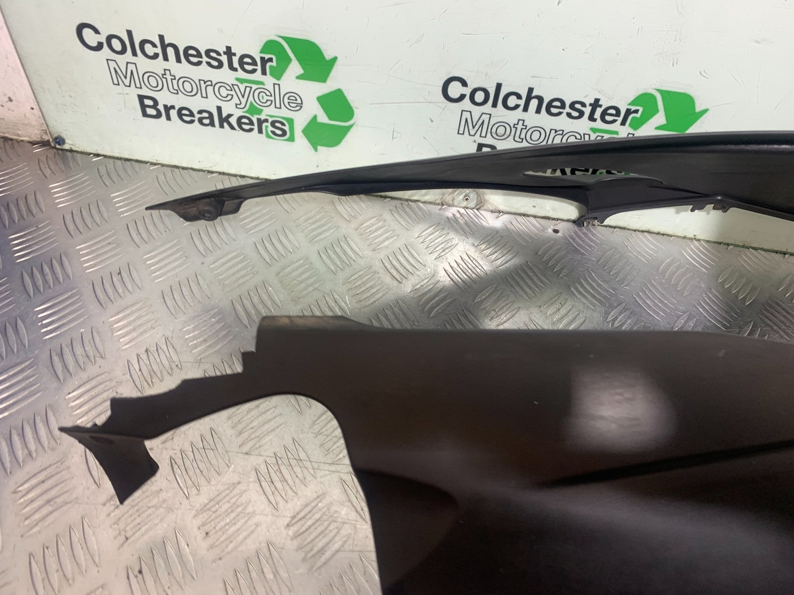 BMW K1300 S K 1300 S BELLYPAN  YEAR 2009-16 (CMB1216)