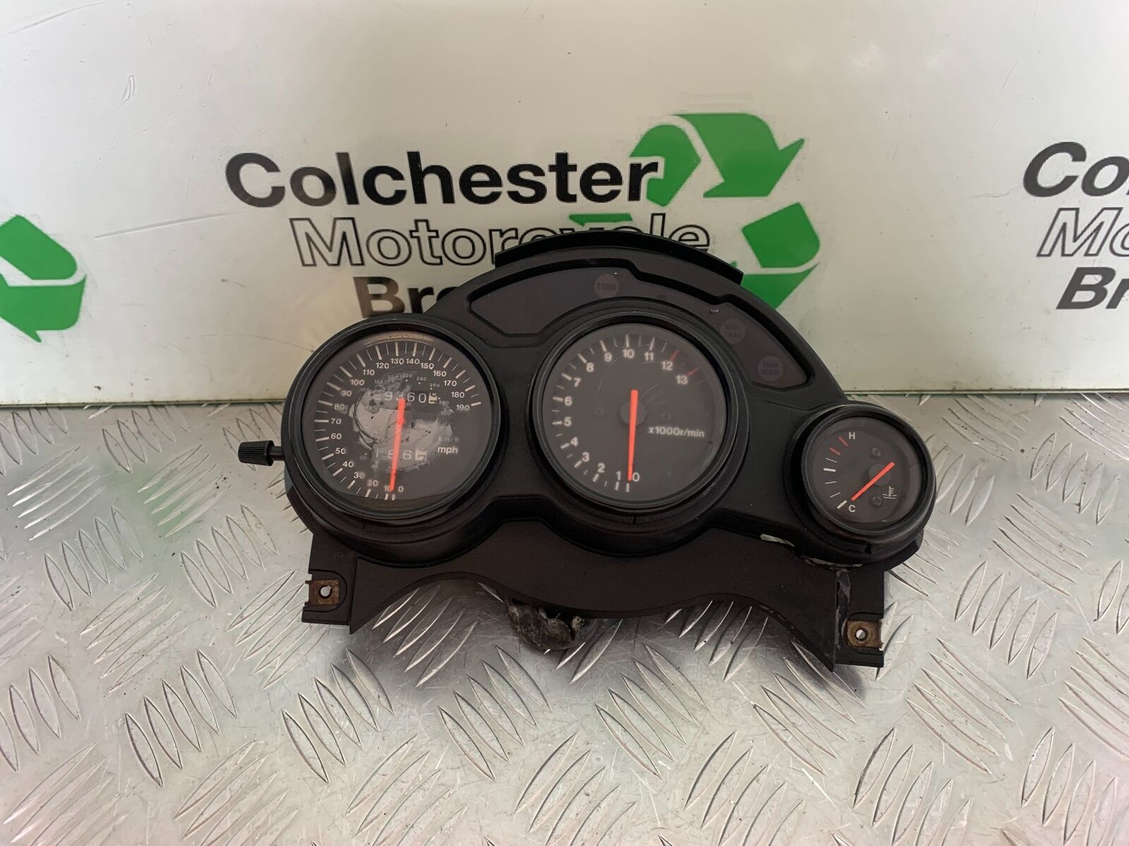 SUZUKI RF900 RF 900 CLOCKS SPEEDO DASH YEAR 1994-1999 (CMB1020)