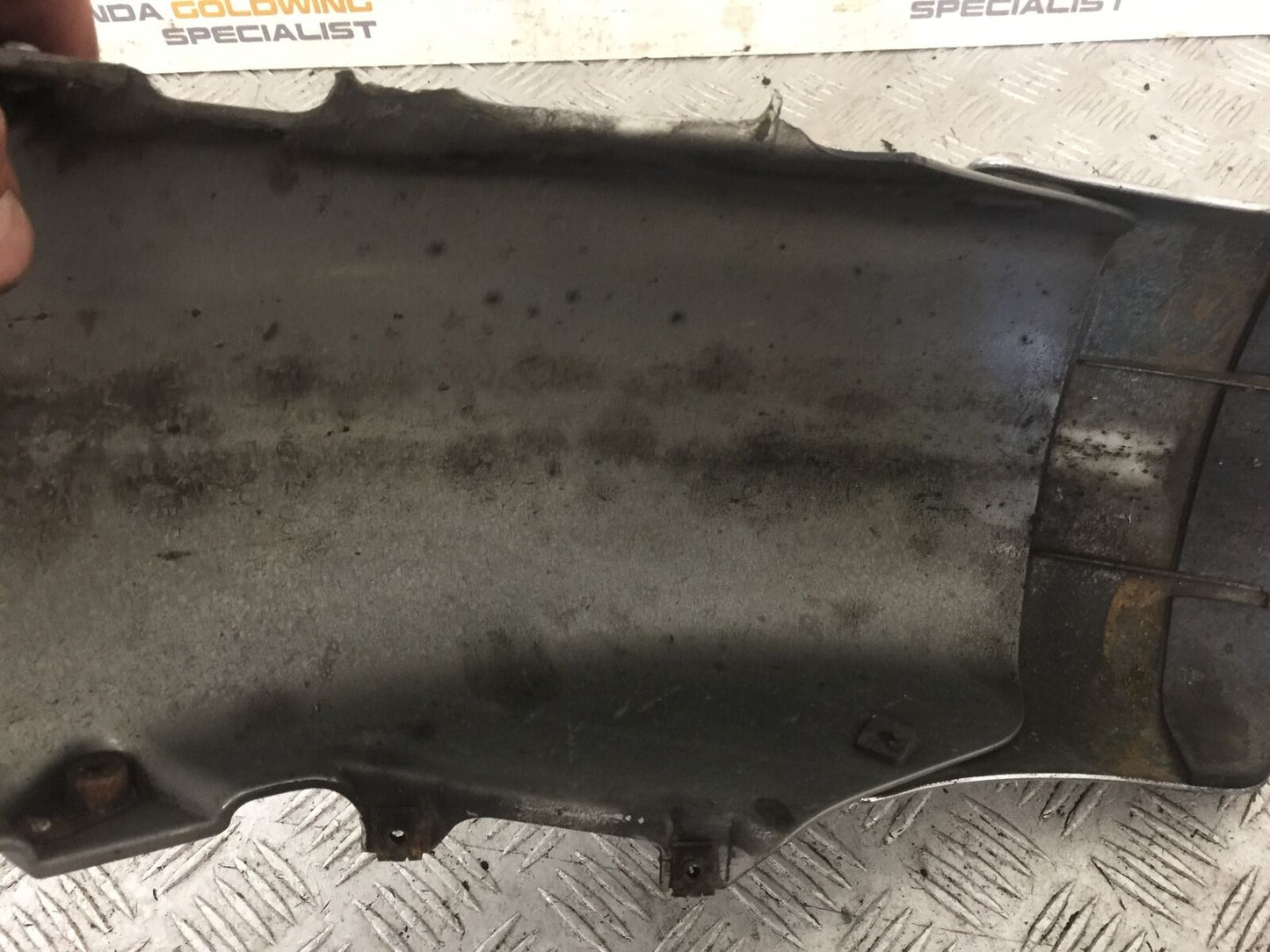 HONDA GL1800 GL 1800 FRONT MUDGUARD (REAR PART)   YEAR 2004-10 ABS (STOCK 890)