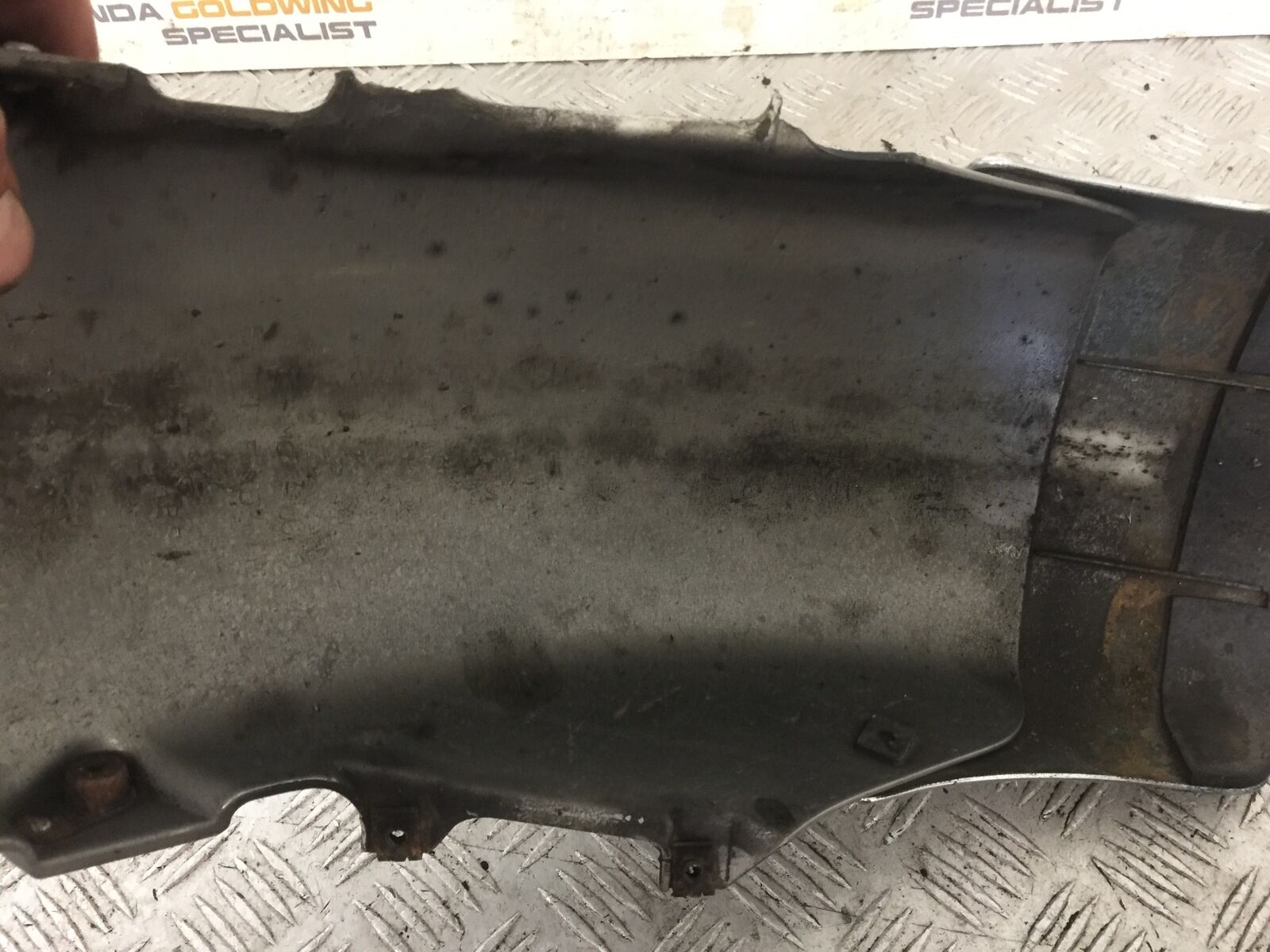 HONDA GL1800 GL 1800 FRONT MUDGUARD (REAR PART)   YEAR 2004-10 ABS (STOCK 890)