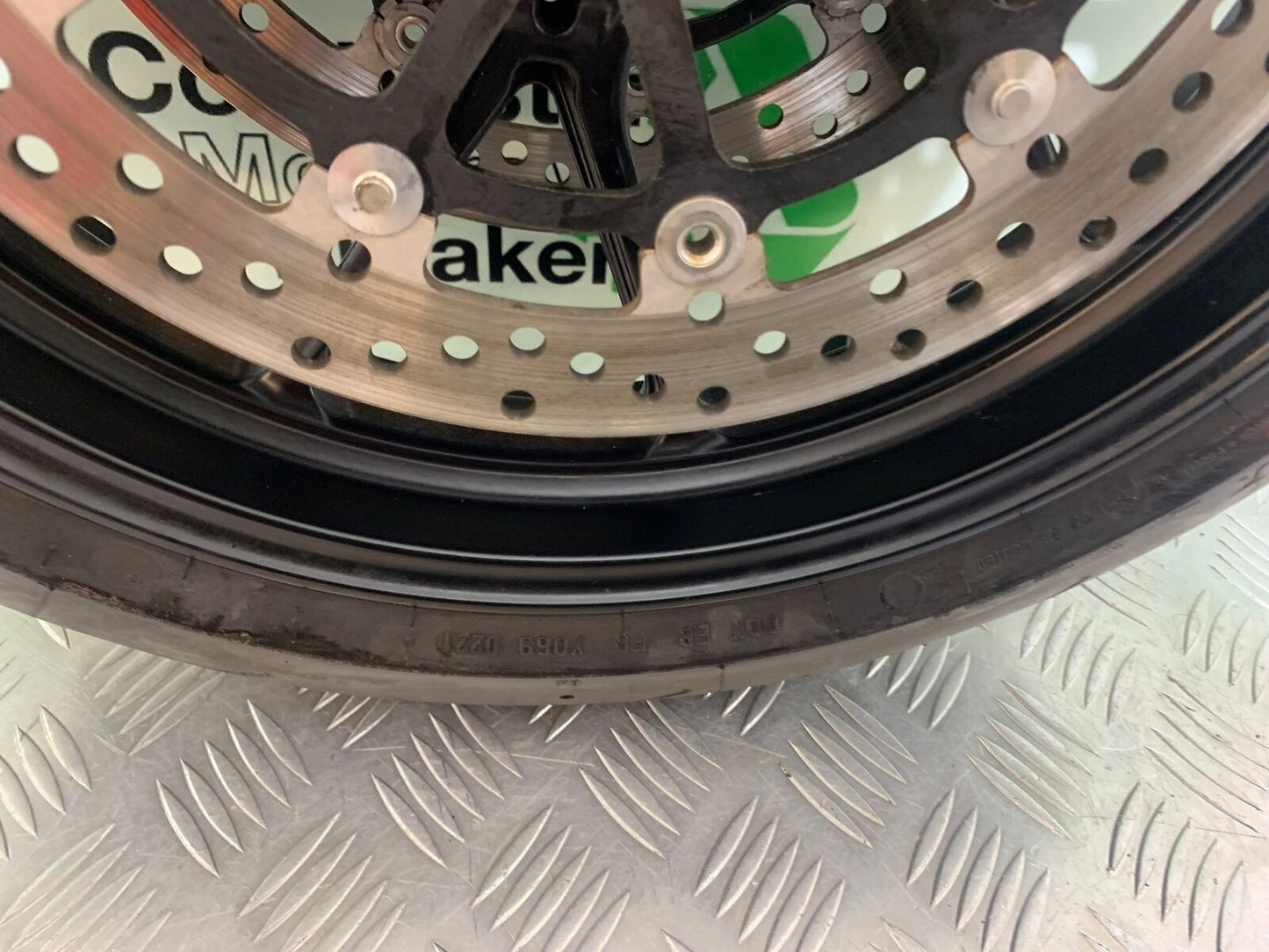 DUCATI STREETFIGHTER 848 FRONT WHEEL AND DISCS   YEAR 2011-2016 (CMB1050)