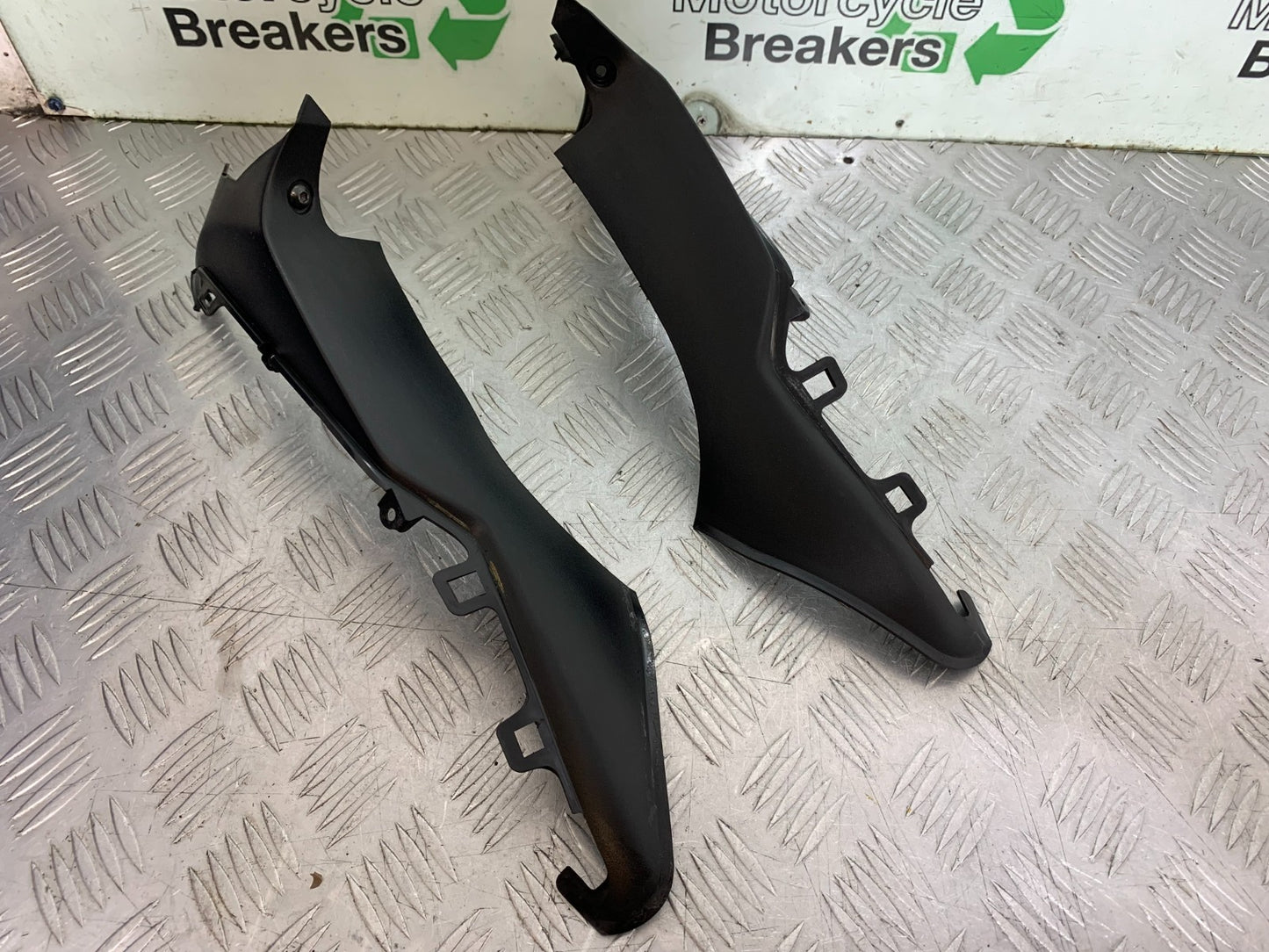 HONDA CBR1000 RR LEFT AND RIGHT TOP FAIRING INFILLS  YEAR  2008-2011 (CMB1330)