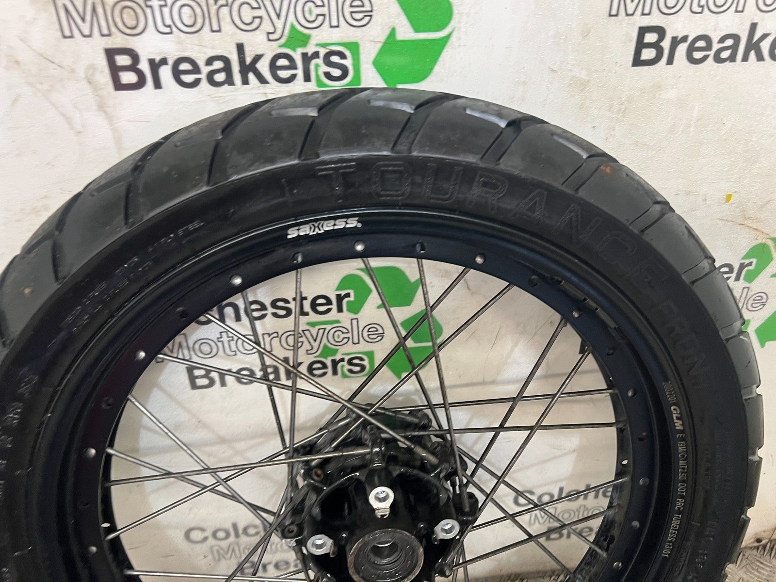 TRIUMPH TIGER 1200 EXPLORER FRONT WHEEL   YEAR 2012-2015 (STOCK 901)