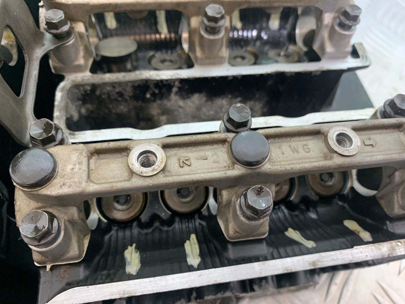 YAMAHA FZS600 FAZER 600 CYLINDER HEAD YEAR 1998-2001 (STOCK 958)