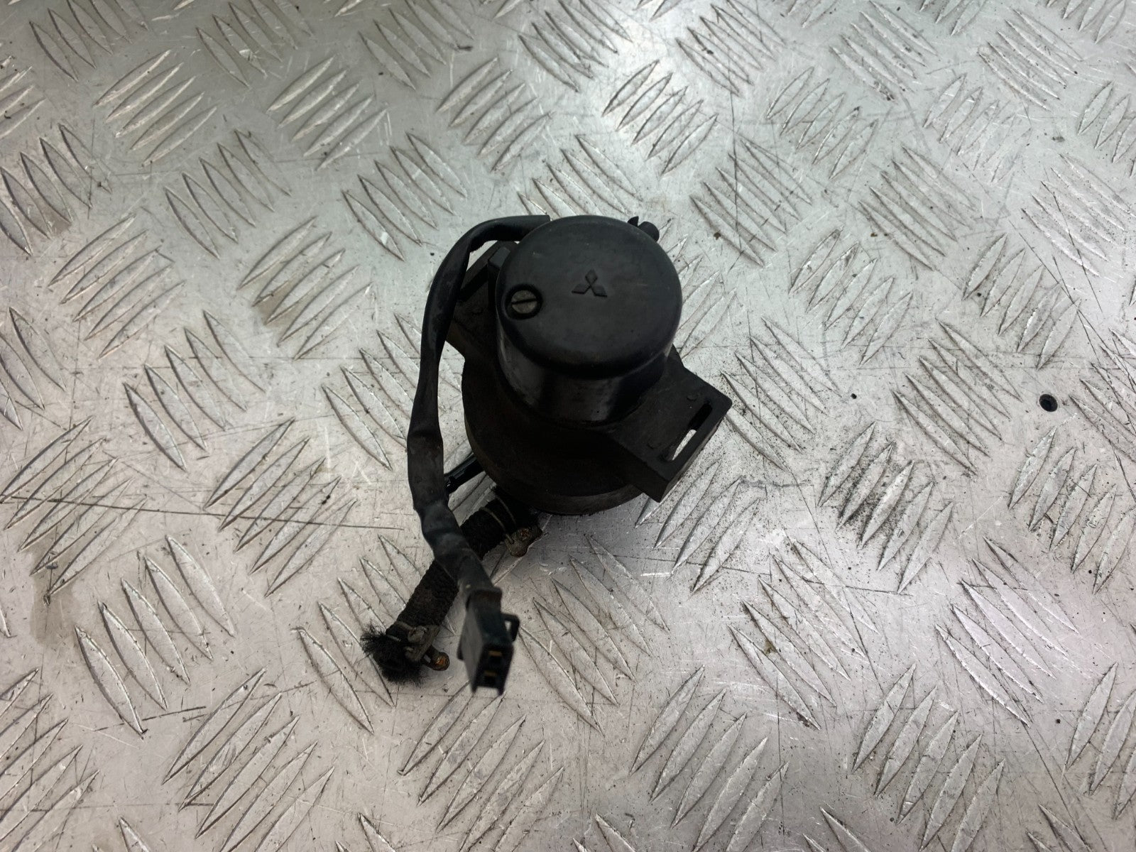HONDA VT700 VT 700 SHADOW PETROL PUMP  YEAR 1984-85 (CMB1328)