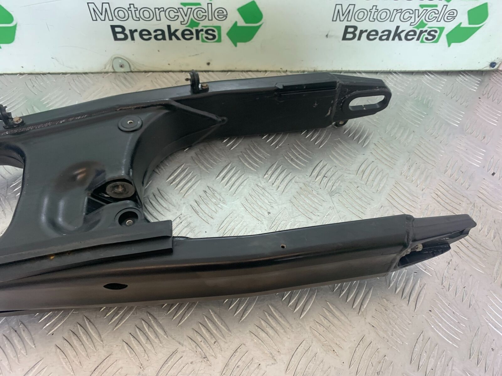 KTM 990 SUPERMOTO T SWINGARM YEAR 2010-2011  (CMB1127)