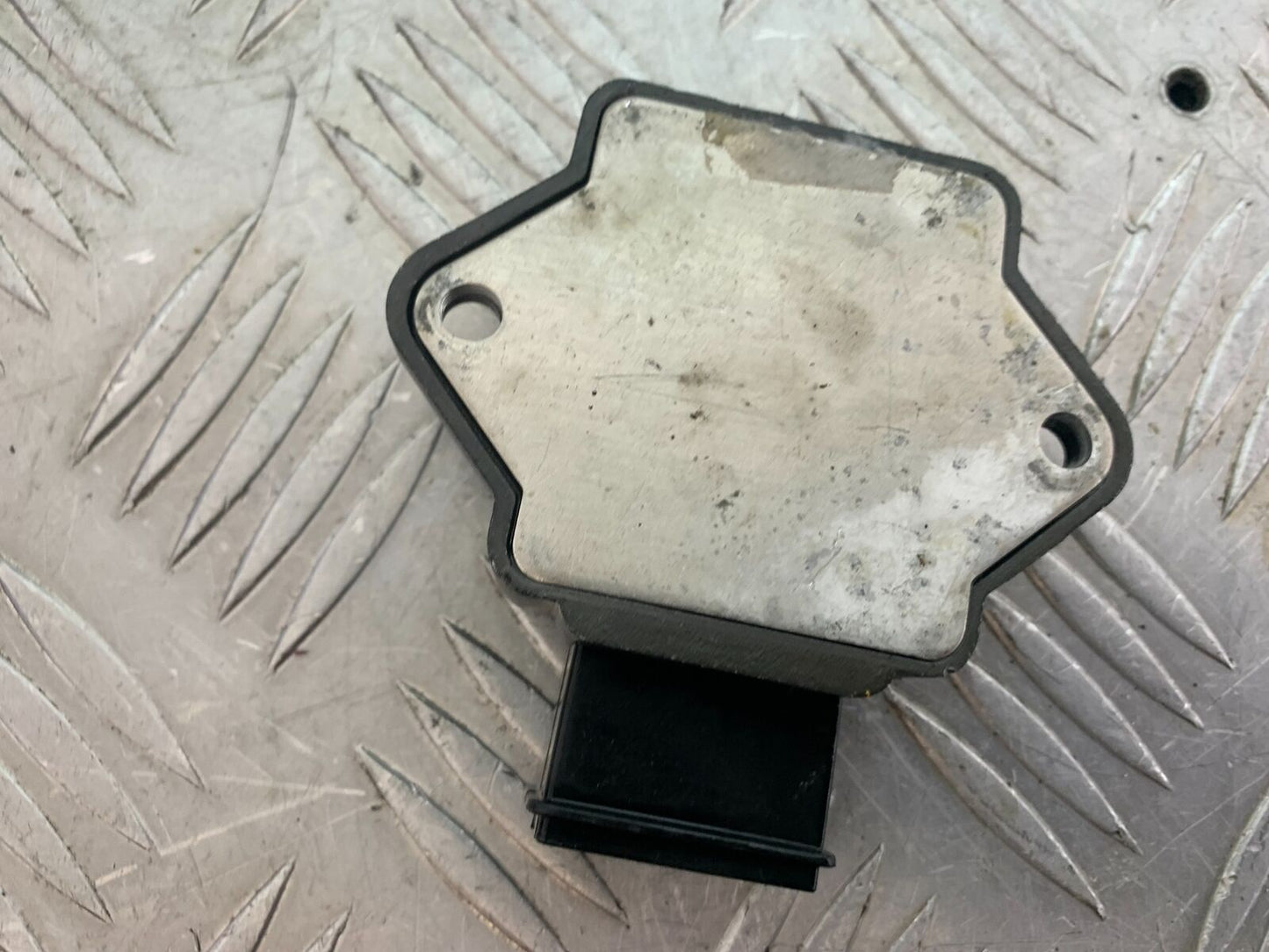 HONDA VFR750 VFR 750 FL-M-N-P REGULATOR  YEAR 1990-93 (CMB1093)