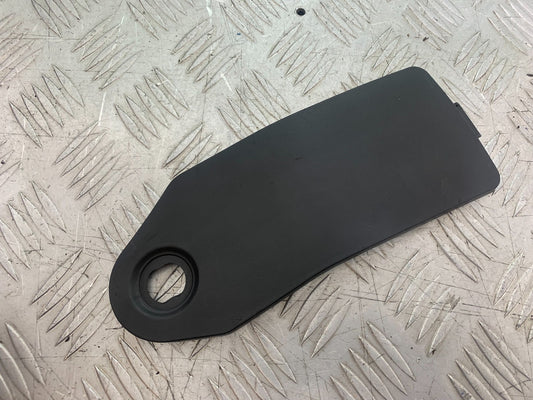 TRIUMPH 1050 SPRINT ST RIGHT INFILL LID   YEAR 2004-2007 (CMB1197)