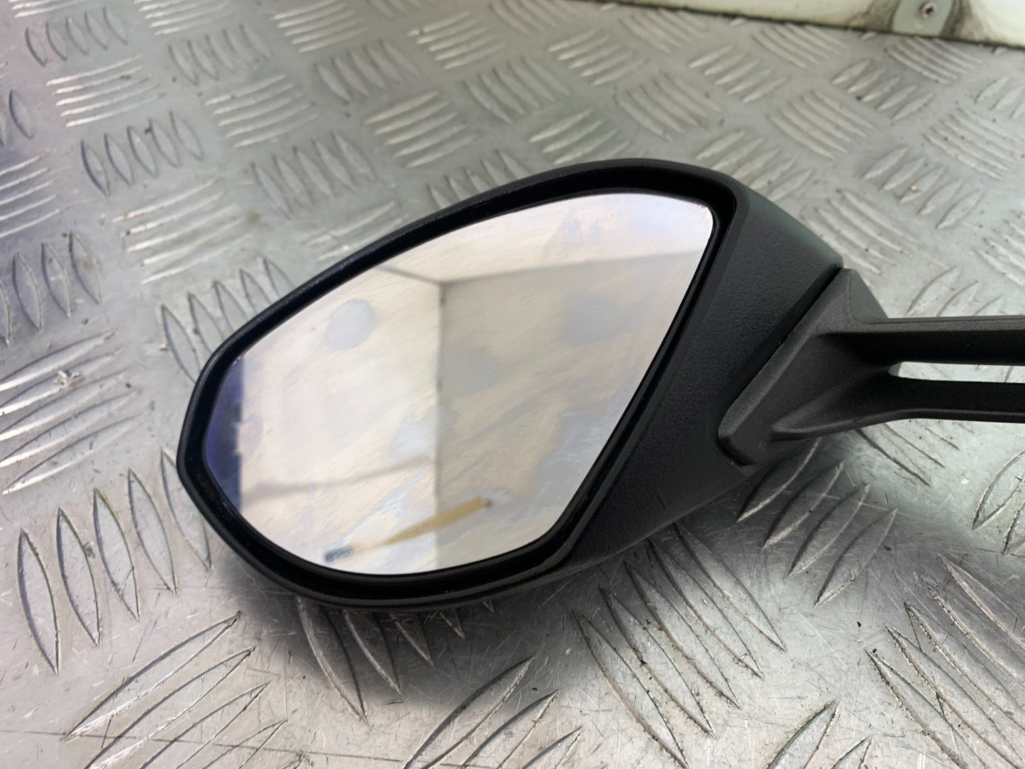 DUCATI 1299 PANIGALE LEFT MIRROR  YEAR 2016 (CMB 1187)