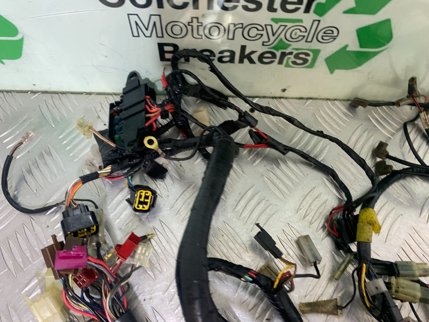 YAMAHA XJR1300 XJR 1300 WIRING LOOM  YEAR 1999-2003 (CMB1055)